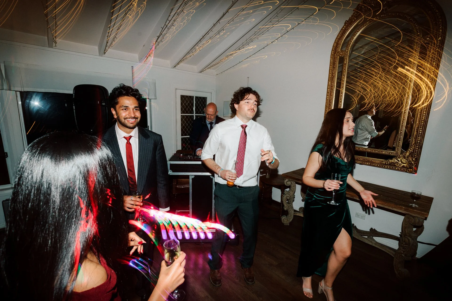 chapel-hill-retreat-wedding-photos-214.jpg
