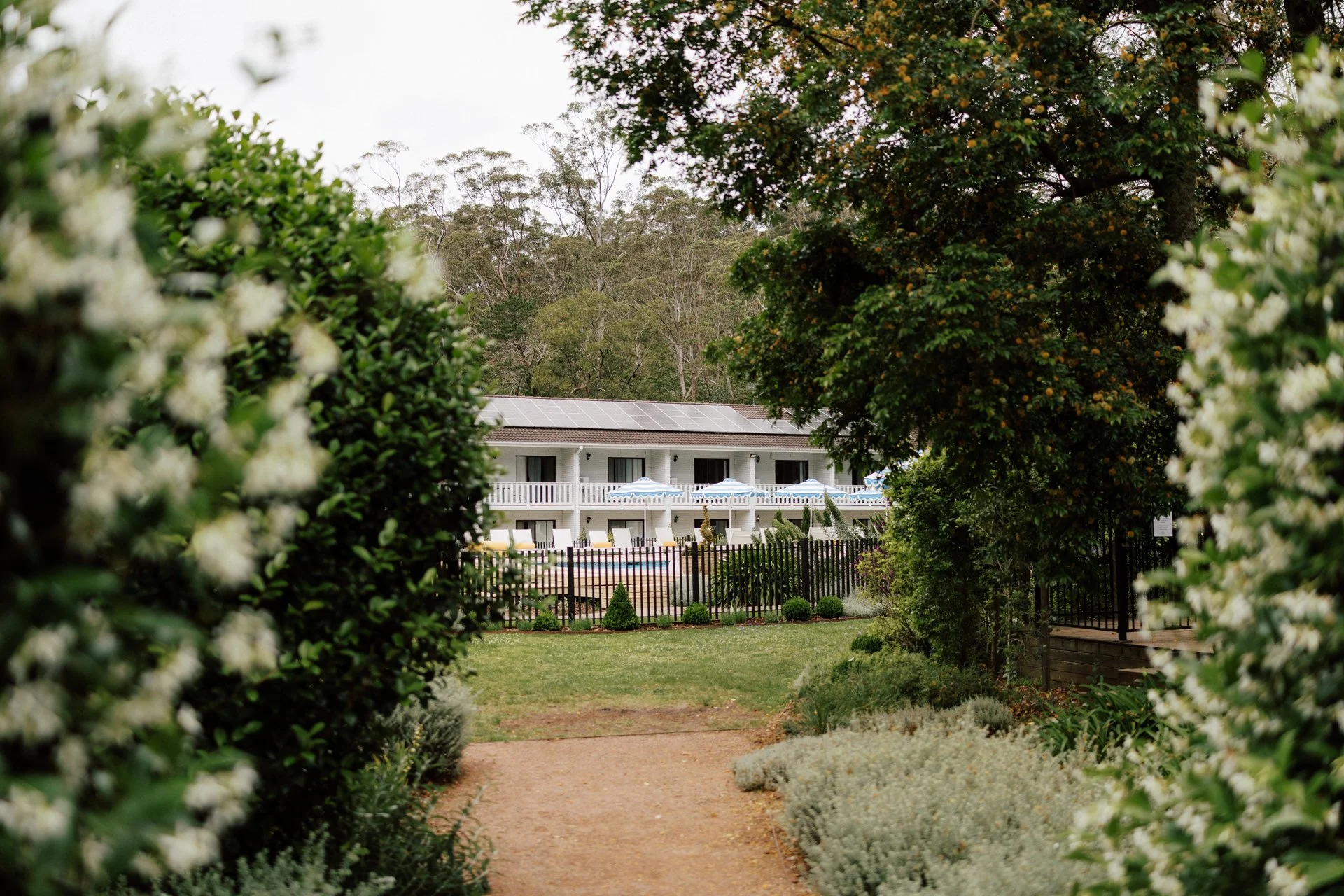 the-lodge-Jamberoo-wedding-photos-006.jpg