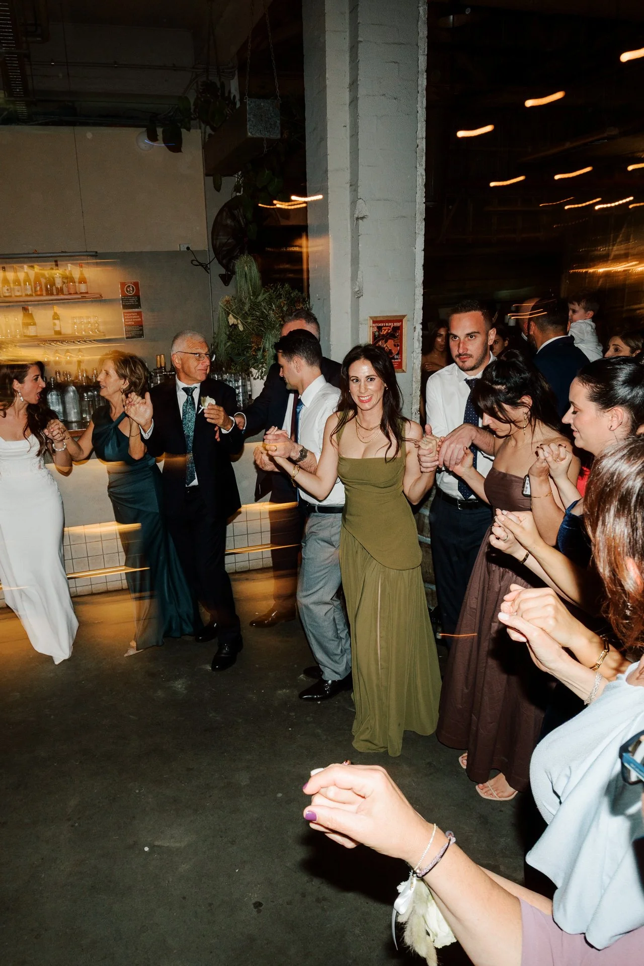 three-blue-ducks-wedding-photos-194.jpg