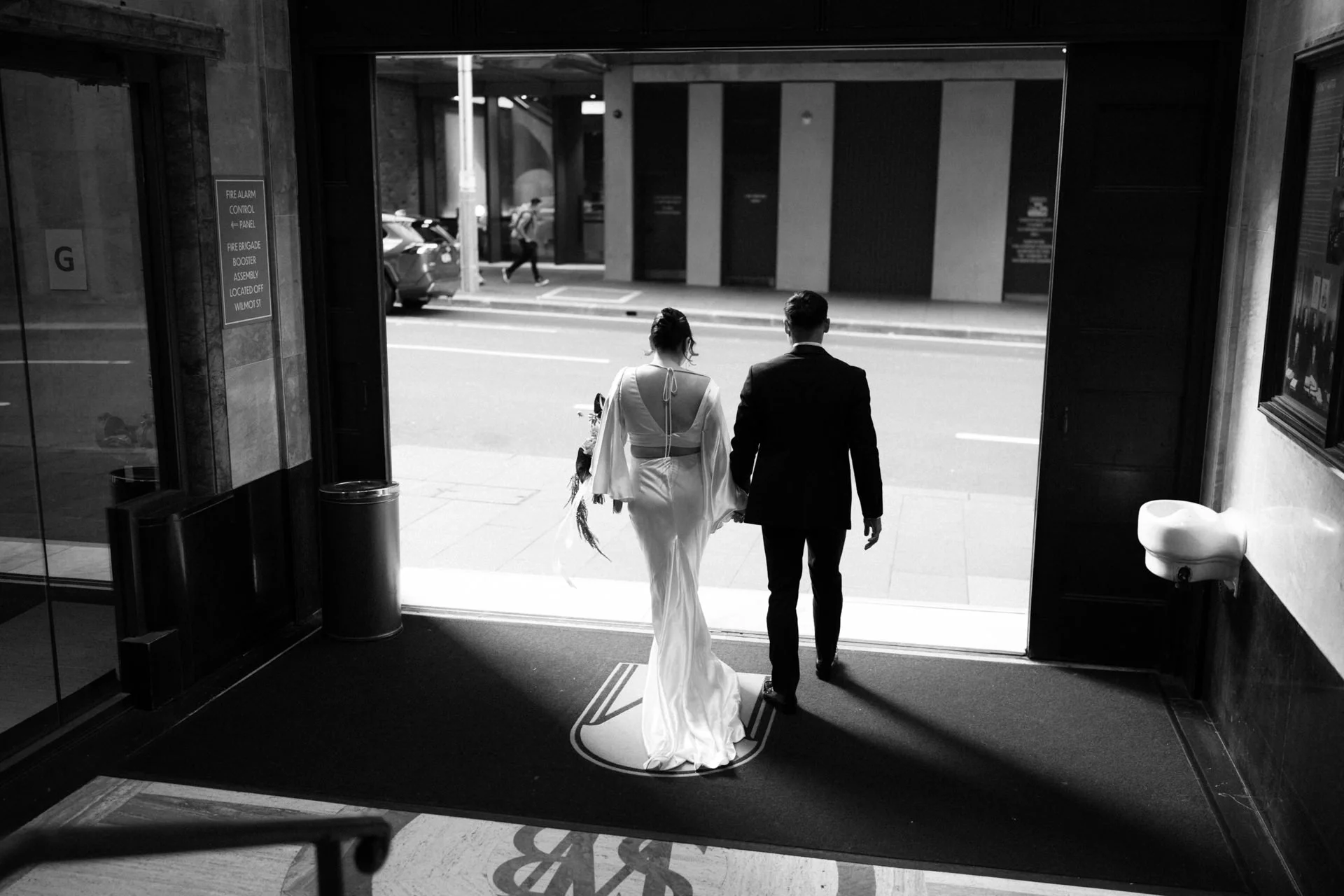 sydney-city-bar-party-wedding-020.jpg
