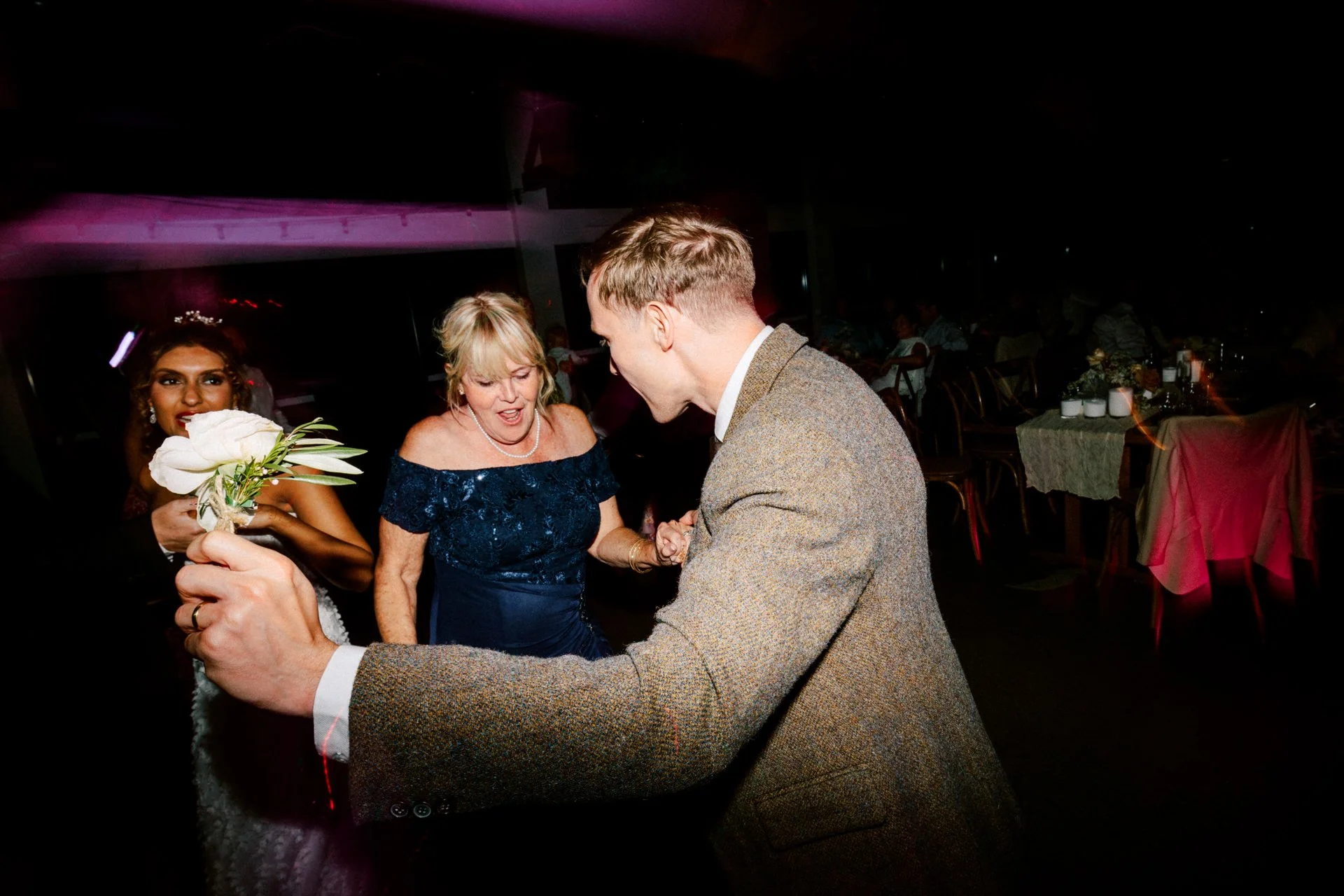 kangaroo-valley-bush-retreat-wedding-219.jpg