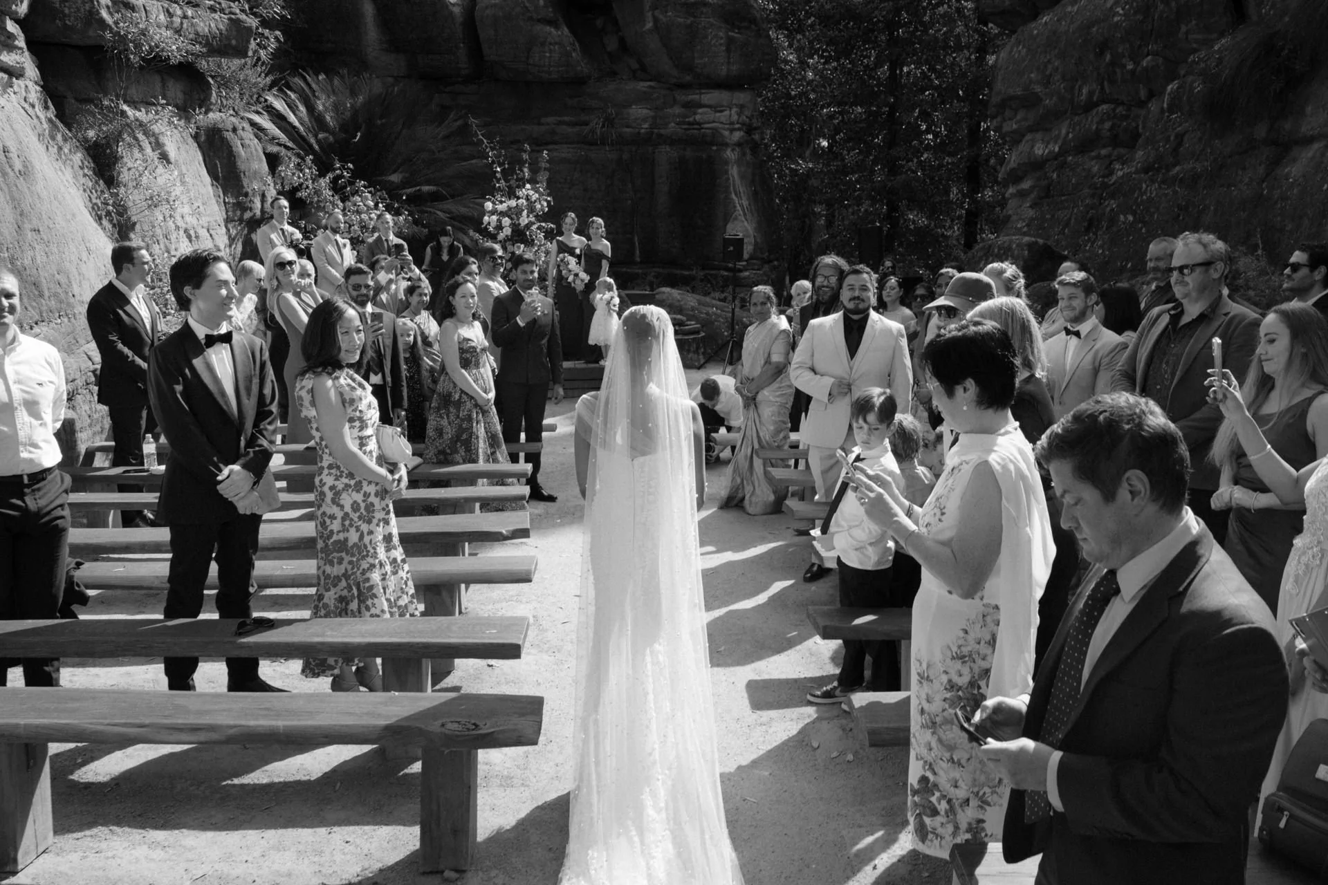 kangaroo-valley-bush-retreat-wedding-106.jpg