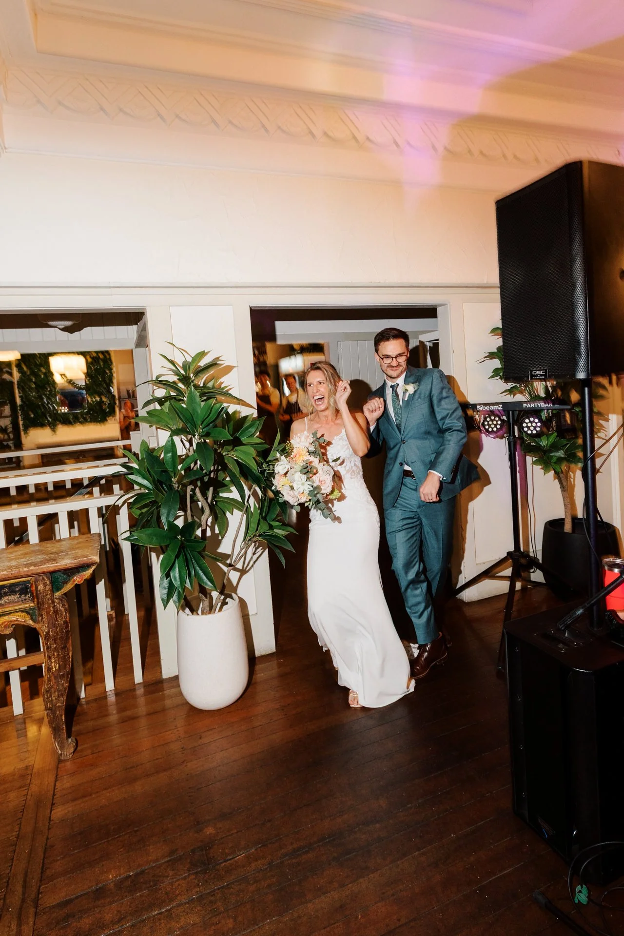 burnt-orange-mosman-wedding-photos-145.jpg