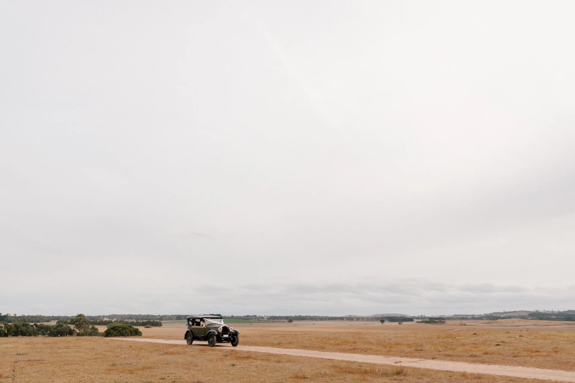 longfield-goulburn-wedding-photographer-075.jpg