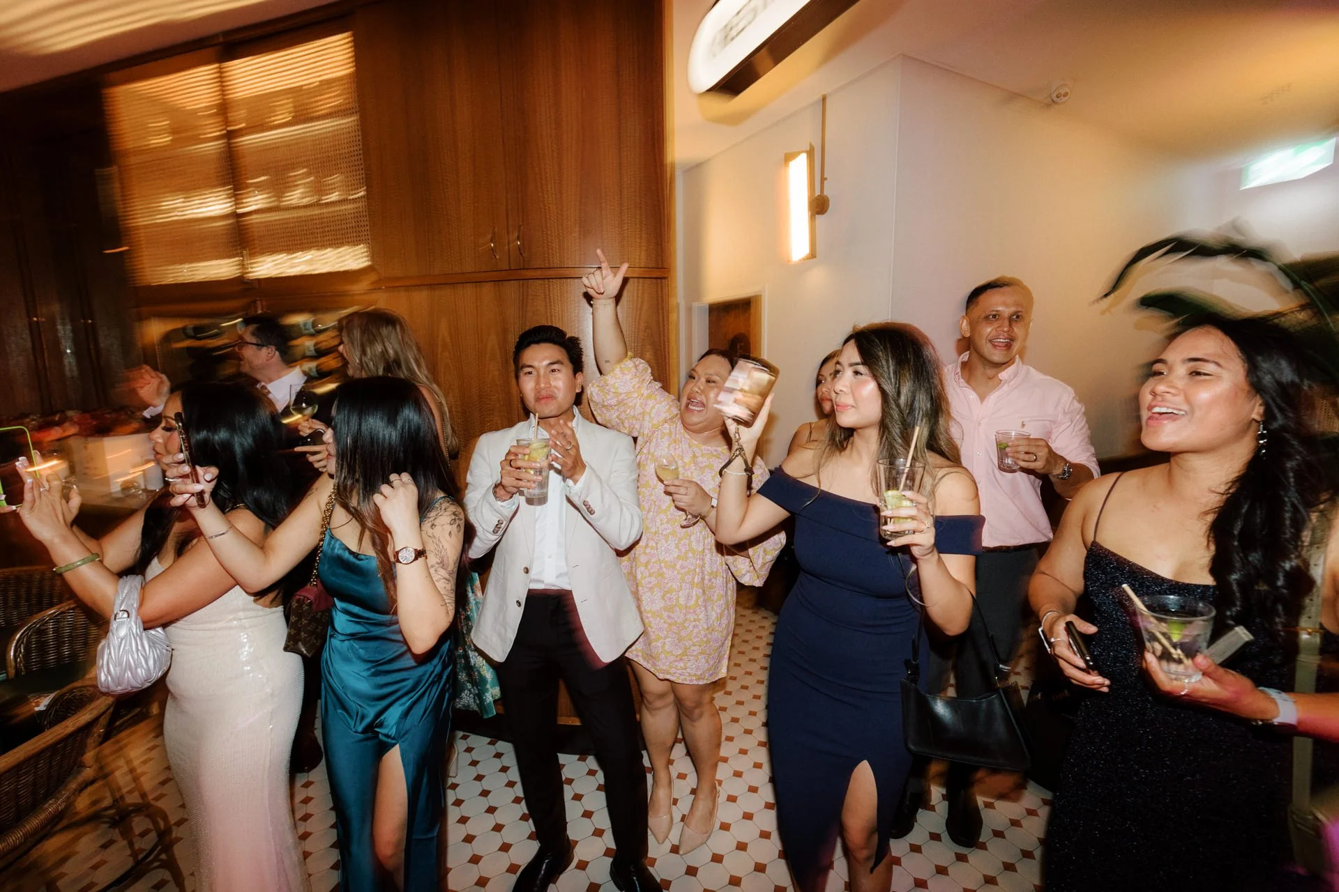 sydney-city-bar-party-wedding-079.jpg