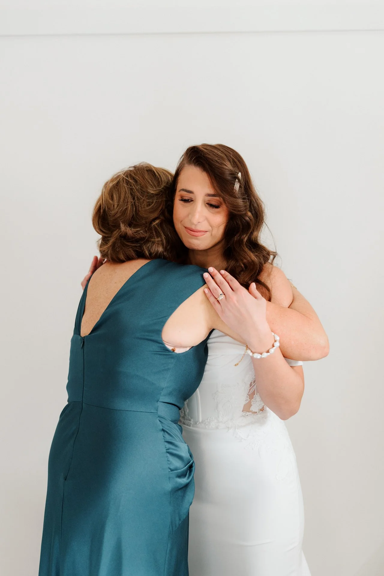 three-blue-ducks-wedding-photos-029.jpg