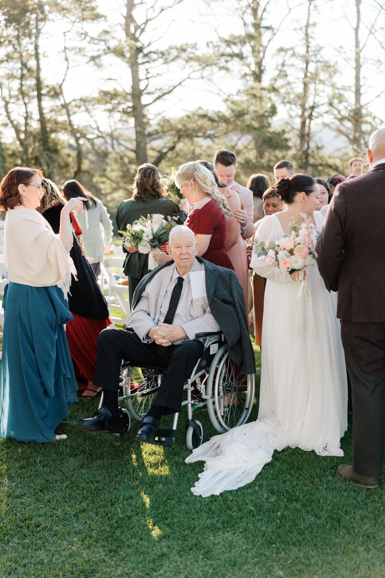 chapel-hill-retreat-wedding-photos-129.jpg