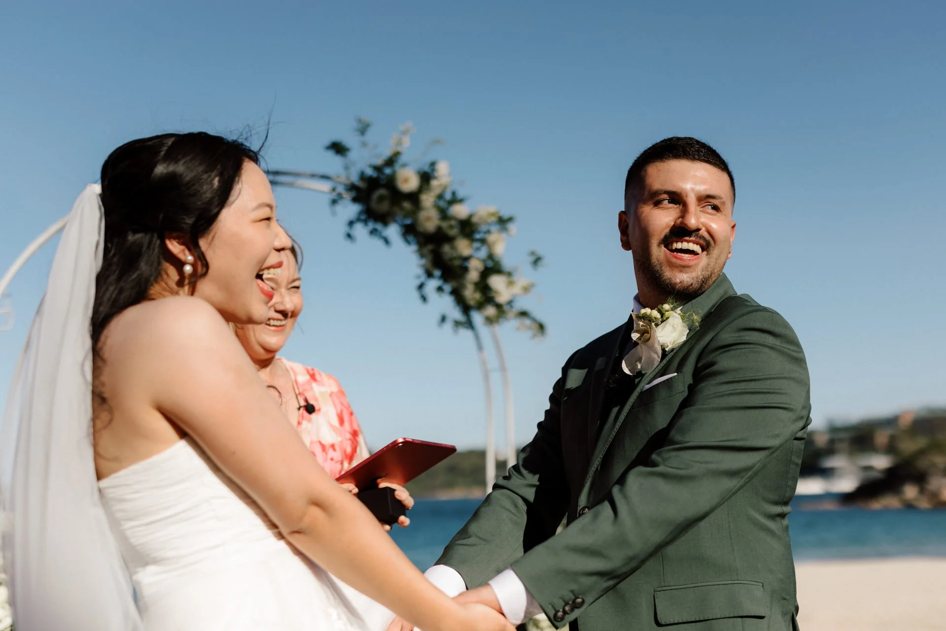 bathers-pavillion-micro-wedding-balmoral-beach-026.jpg