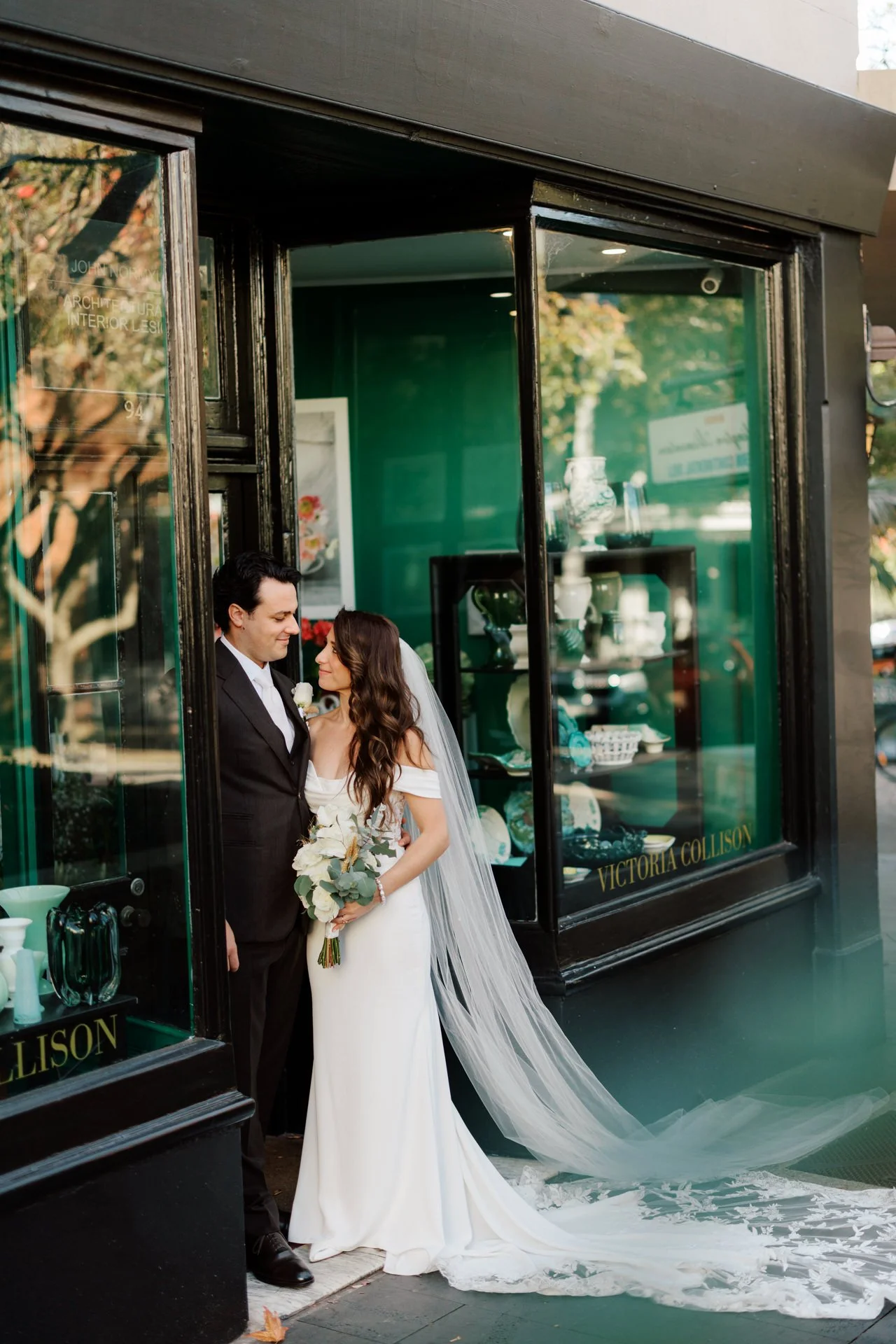 three-blue-ducks-wedding-photos-138.jpg