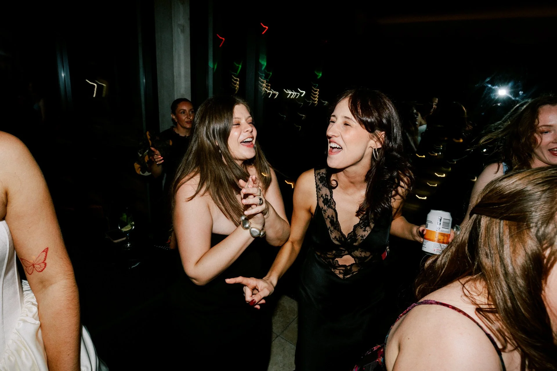 brassey-gardens-wedding-leila-bar-photos-111.jpg