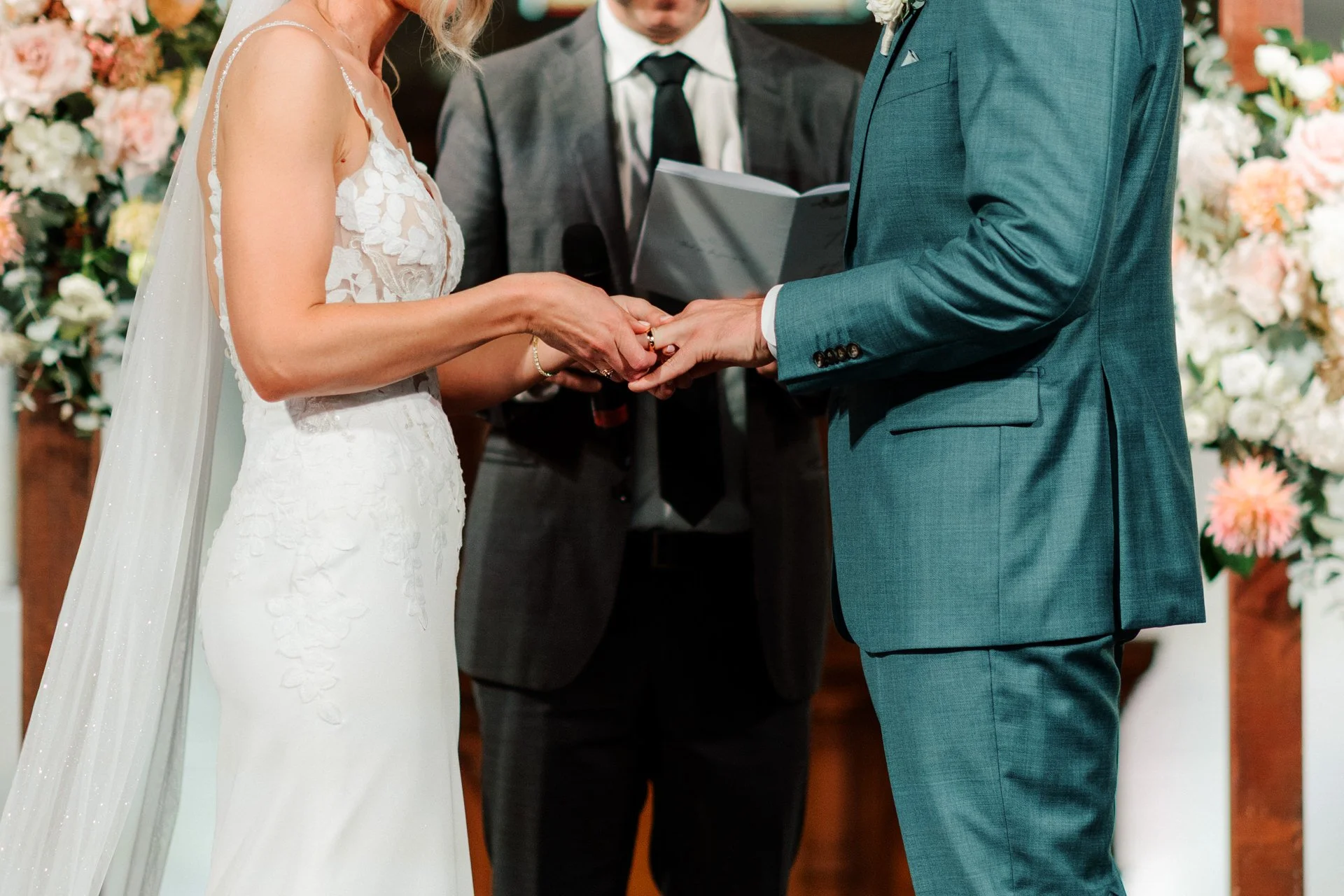 burnt-orange-mosman-wedding-photos-066.jpg