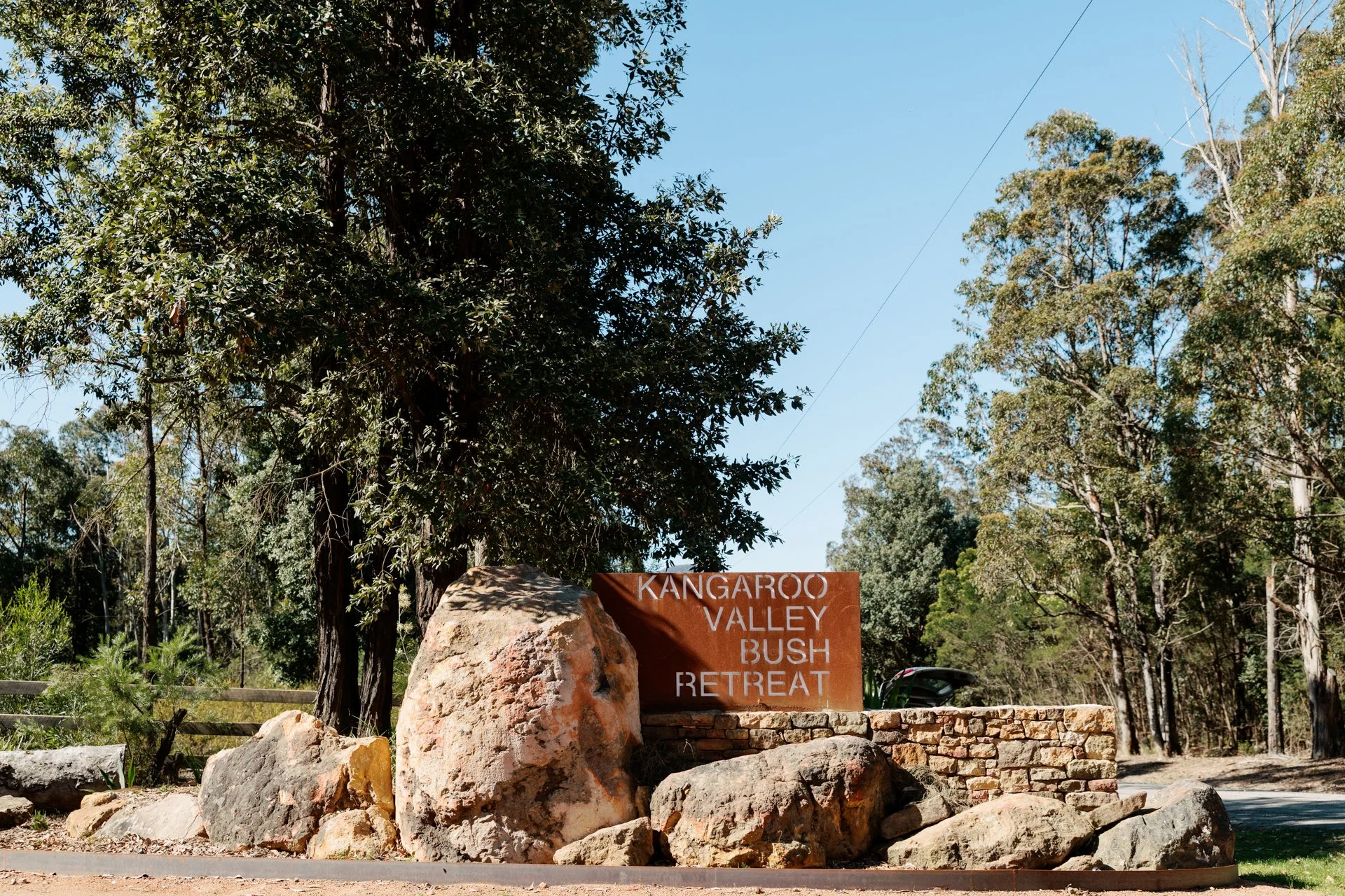 kangaroo-valley-bush-retreat-wedding-001.jpg