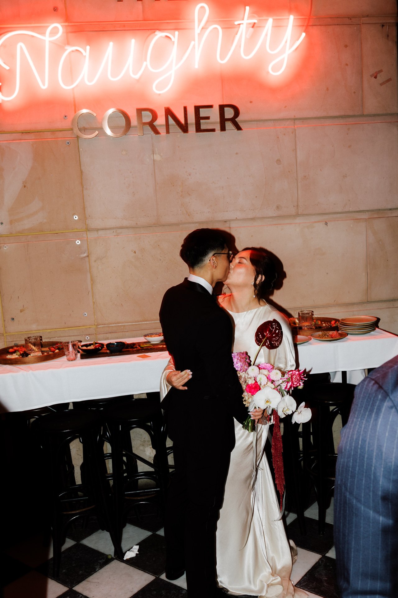 sydney-city-bar-party-wedding-074.jpg