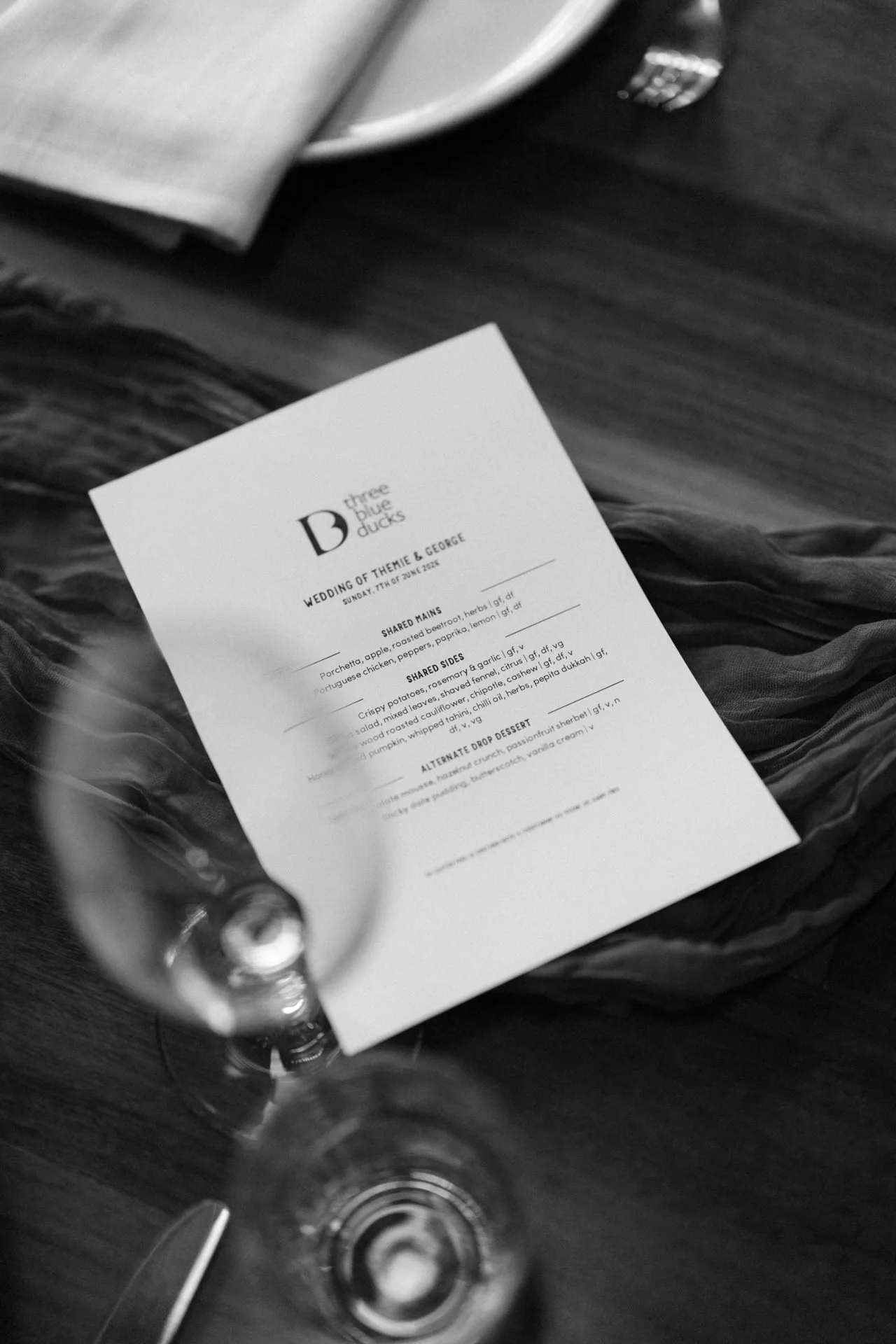 three-blue-ducks-wedding-photos-149.jpg