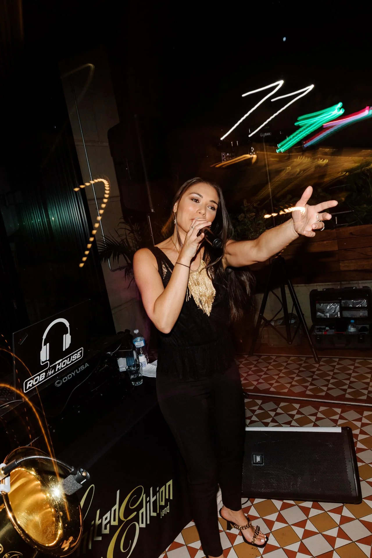 sydney-city-bar-party-wedding-085.jpg