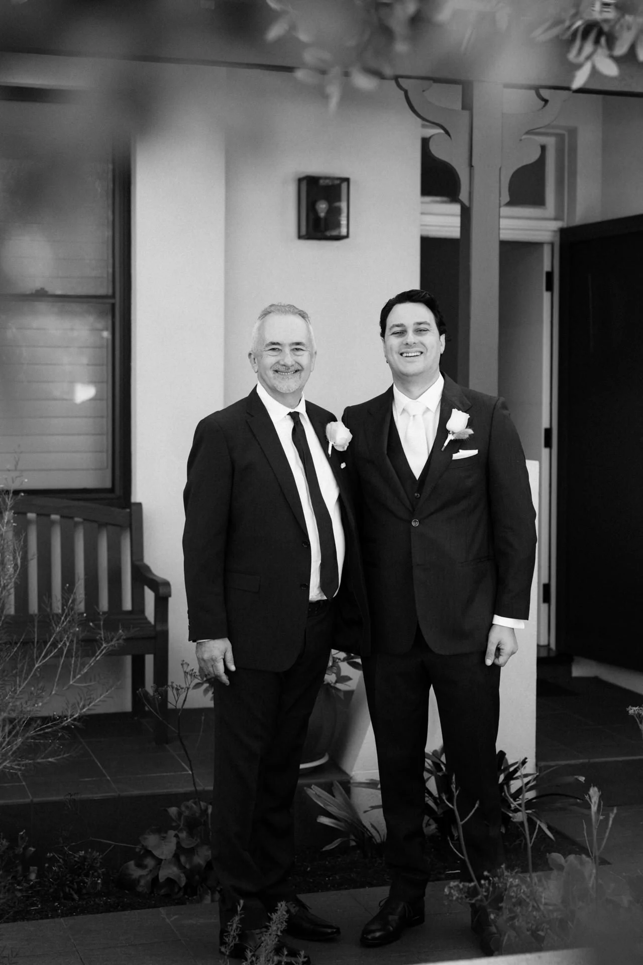 three-blue-ducks-wedding-photos-014.jpg