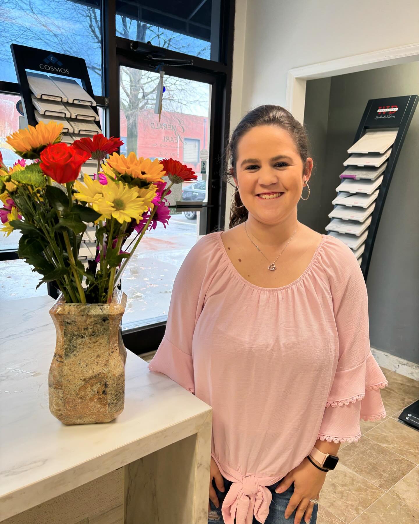 Welcome Kaitlyn!! Emerald Pearl has a new face to help customers.  We are so excited to welcome our new team member.  Call or drop in today to say hi!!
#familyowned #craftmanship#nicepeople#design#twodecadesstrong#kitchen#countertops#marble#quartz#gr