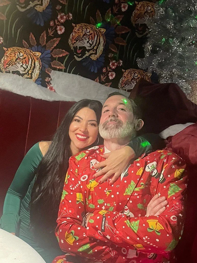 Greasy ❤️ Bean
Sending out the Christmas love, loud and clear&mdash;
From our cozy hideout to everywhere near!
To family, friends, and all you wild souls,
Stuffing your faces with cinnamon rolls:
May your day be epic, your laughs never cease,
Filled 