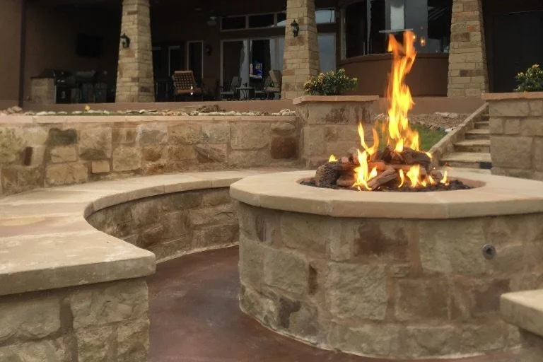 Cozy Outdoor Escapes