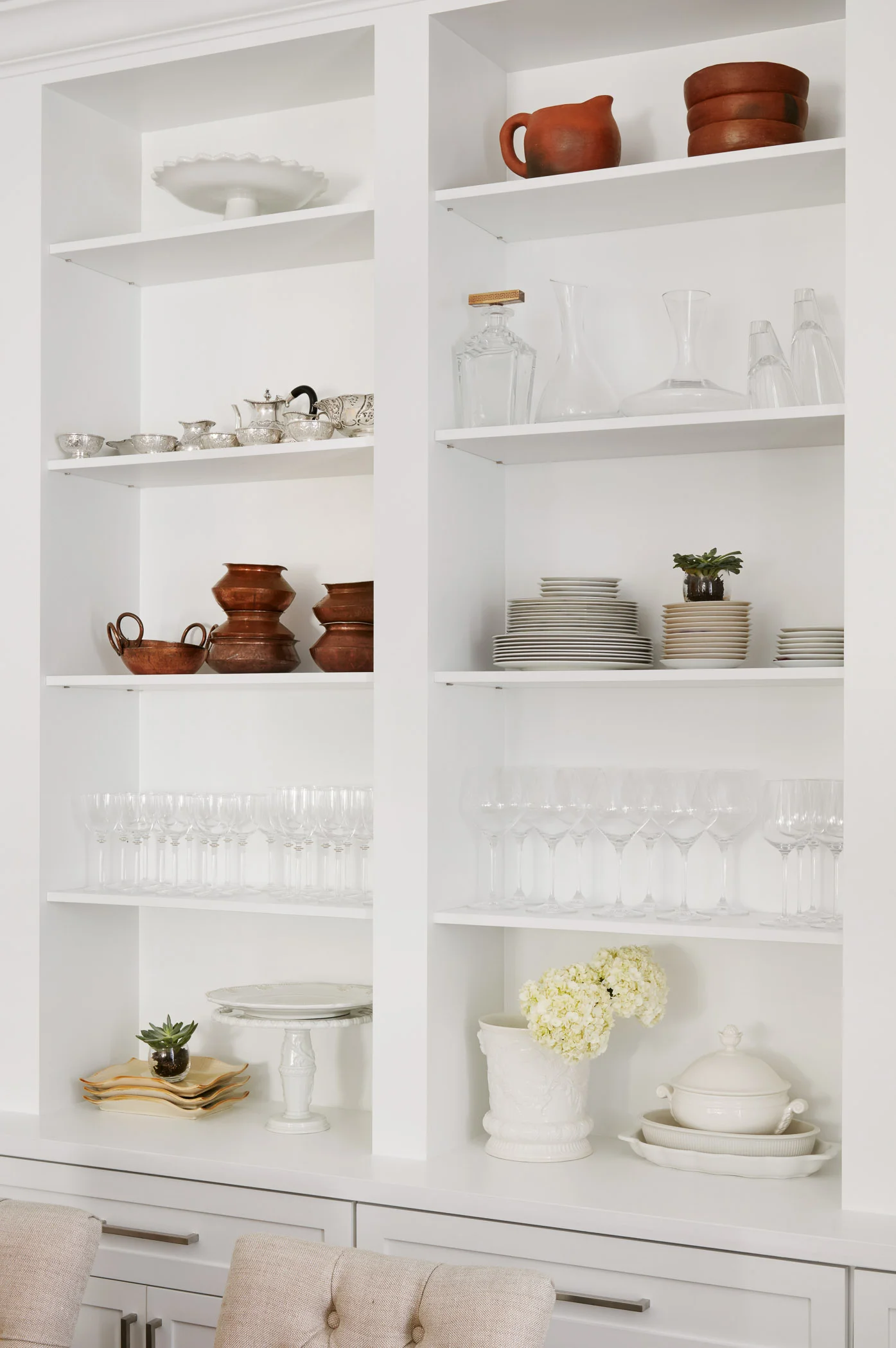 Westshore Dr Project – Kitchen Shelf Styling