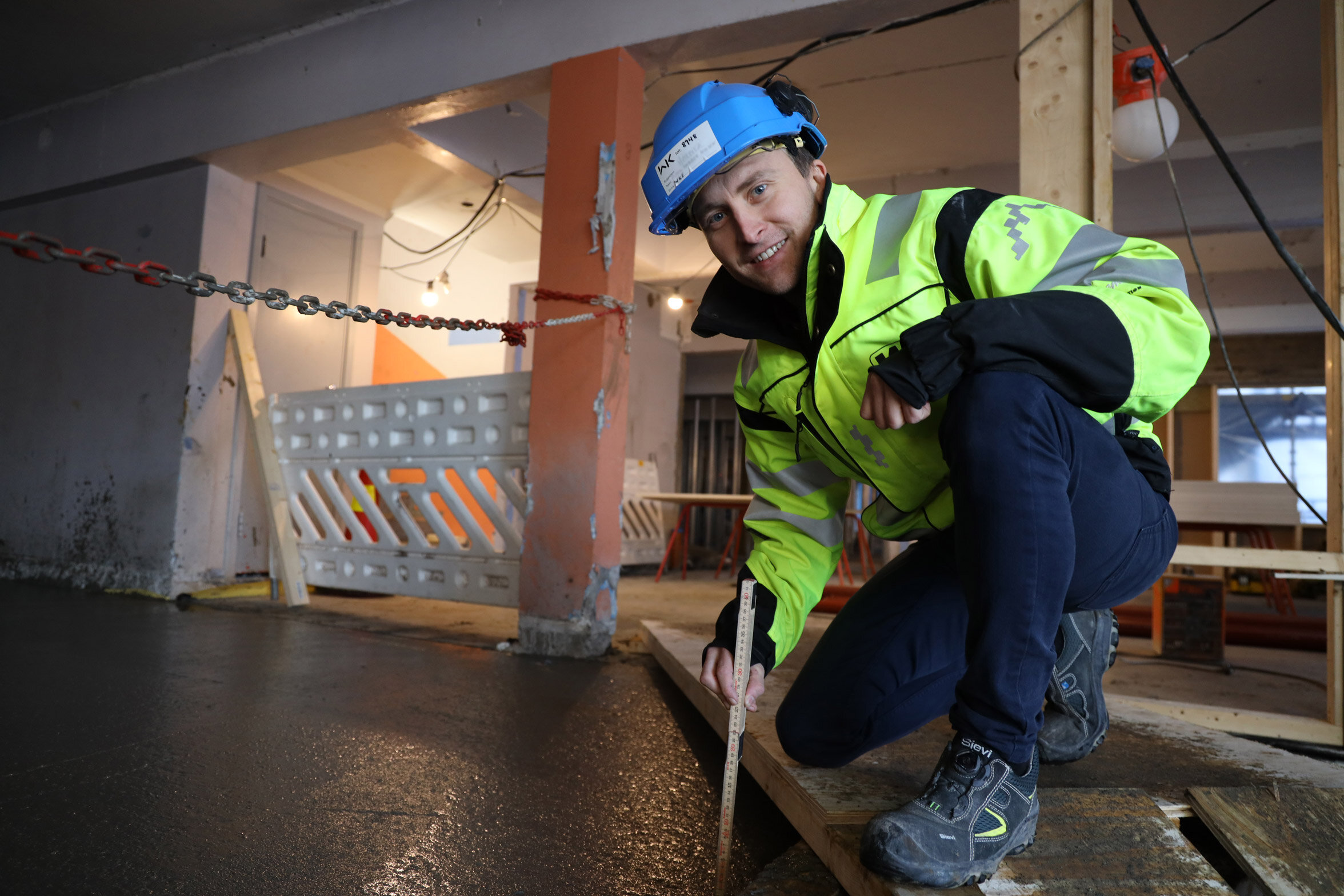 Mistet halvparten av tømrerne - beholdt fremdriftsplanen