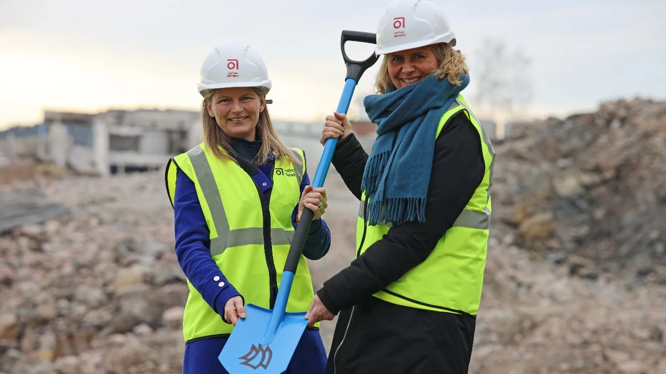 Grunnsteinsnedleggelse på Hurum Brygge