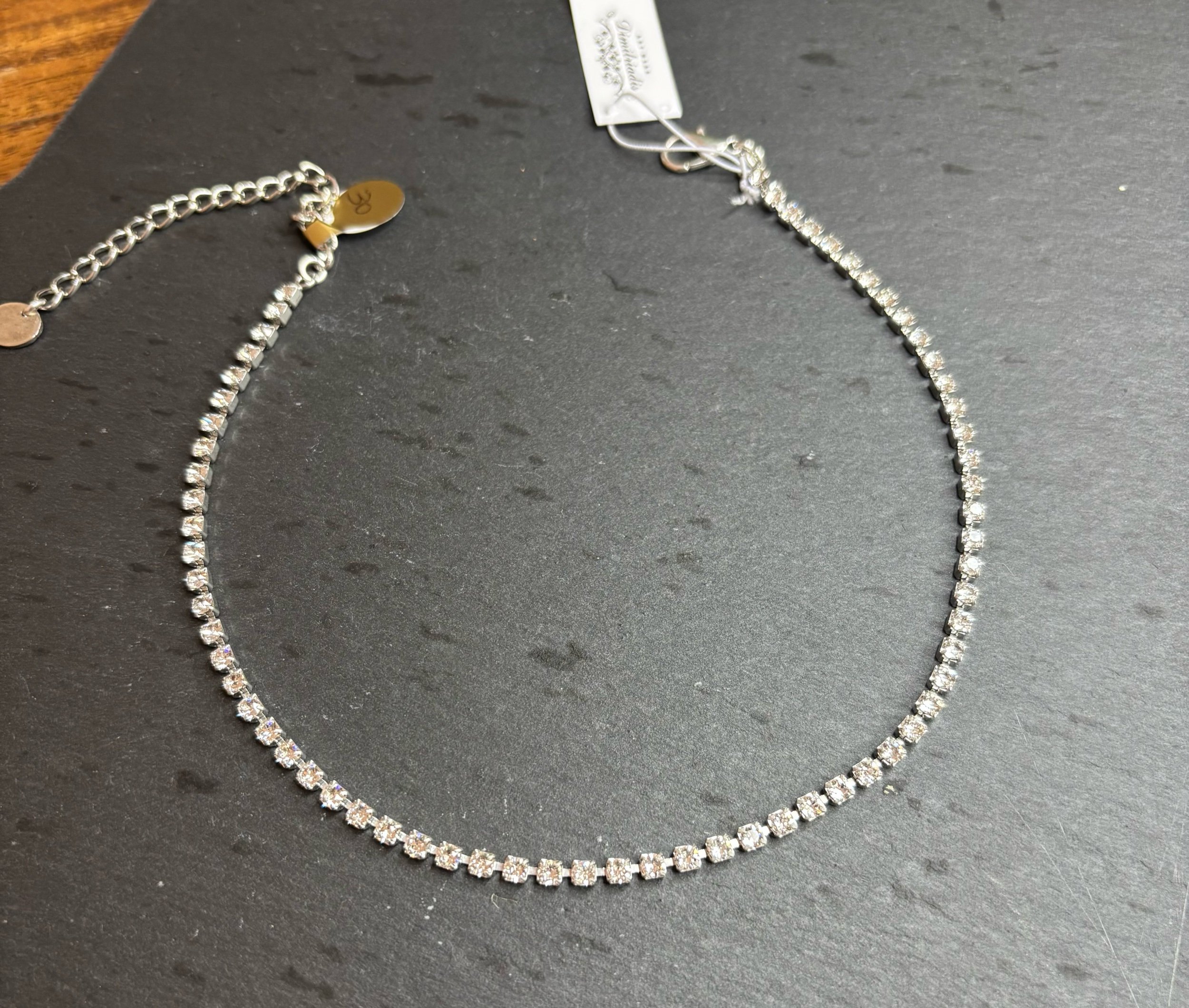 Karen white crystal vintage style short necklace