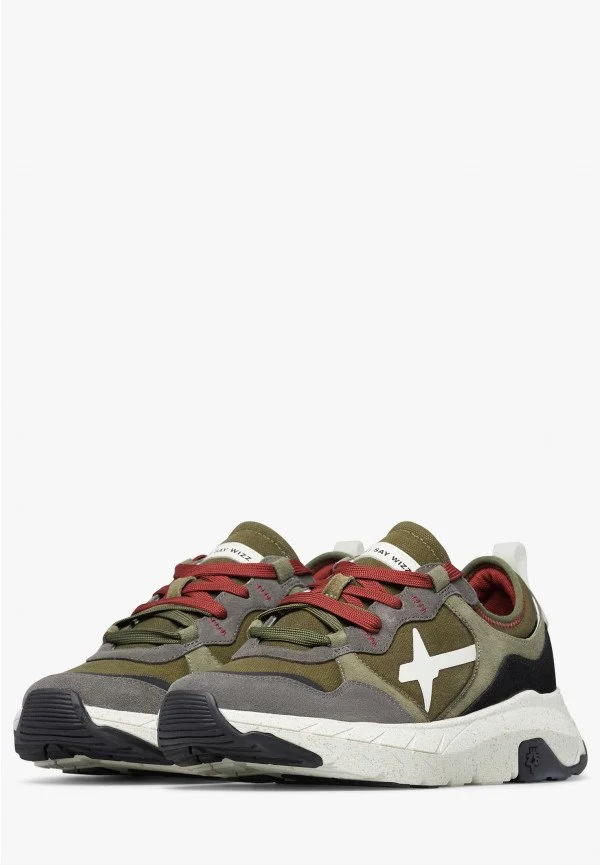 W6Yz_Sneakers in Zürich bei CRIZ