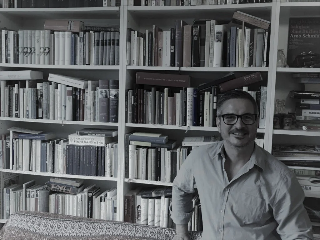 Holger Bücher Schwarzweiss.jpg