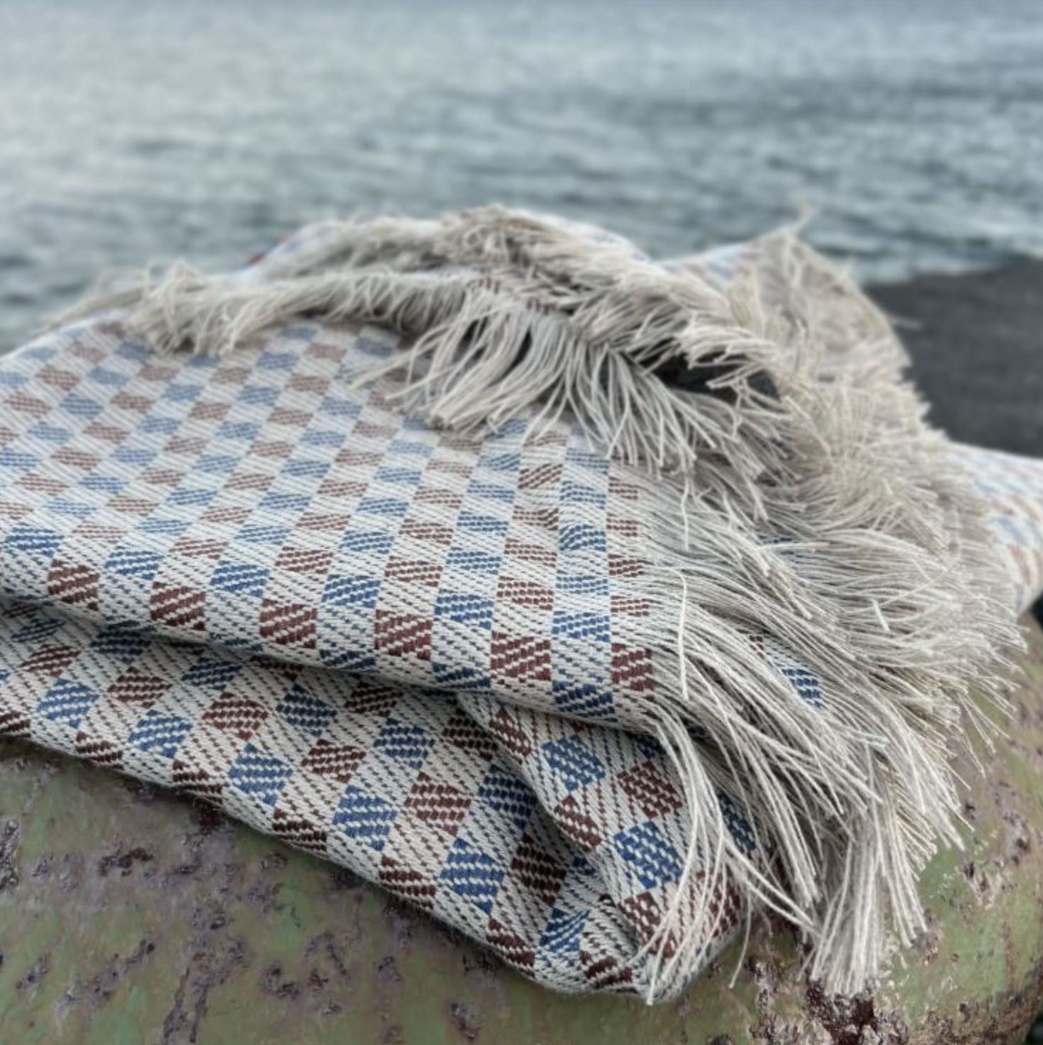 Bordeaux Linen Throw
