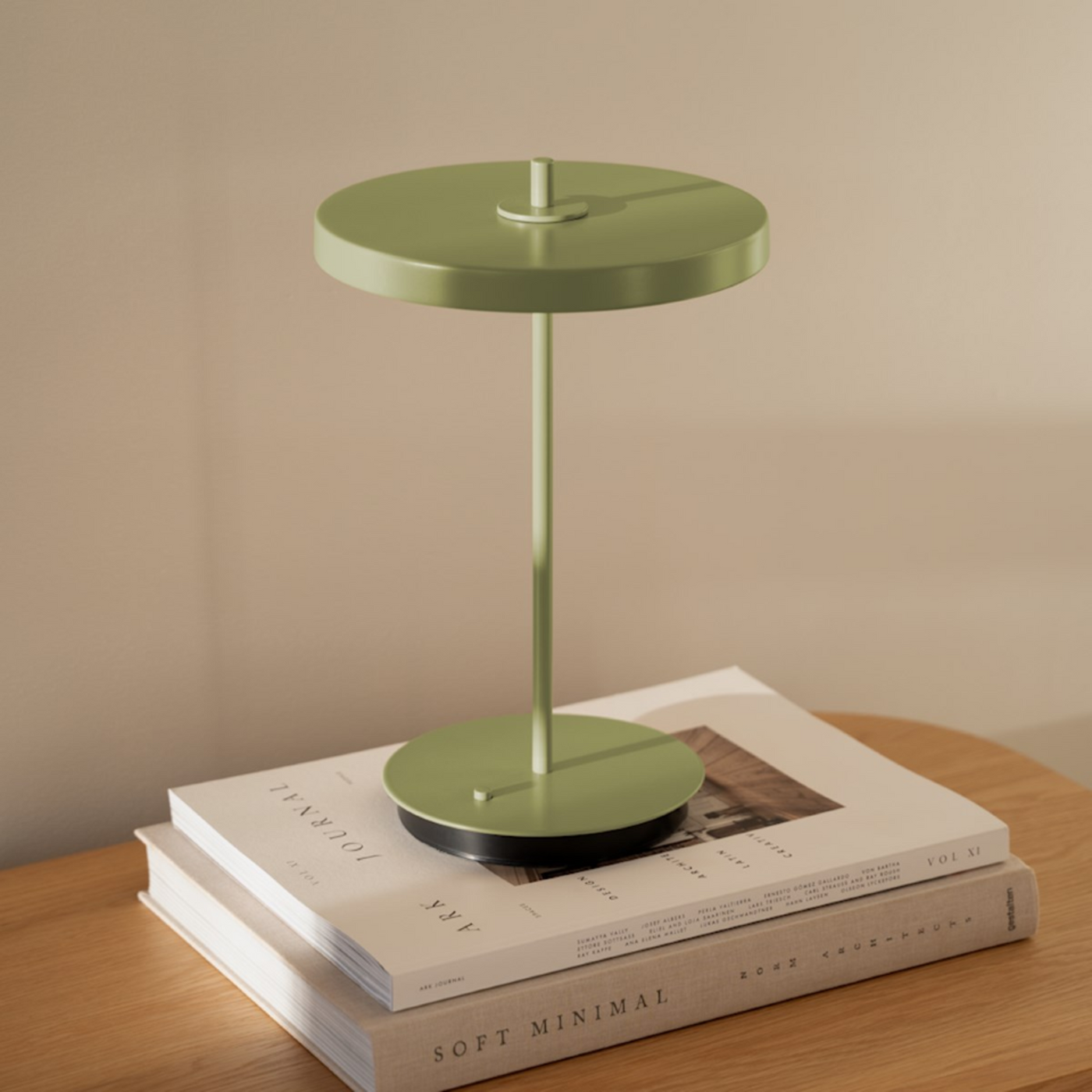 Asteria Move Portable Lamp (17 Colours)