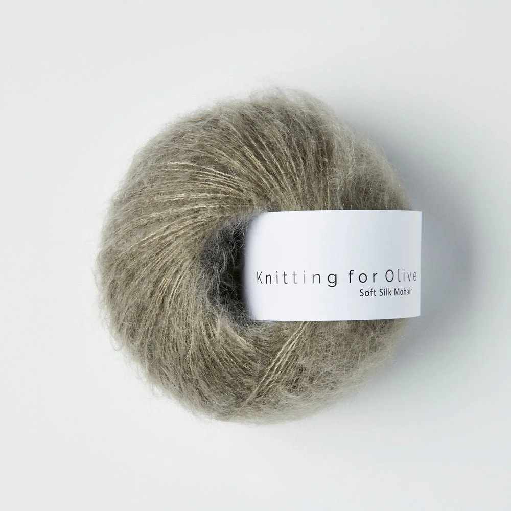 Knitting_for_olive_softsilkmohair_stovetelg_6407_1000x.jpg