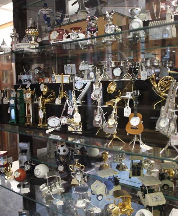 Miniature Clocks