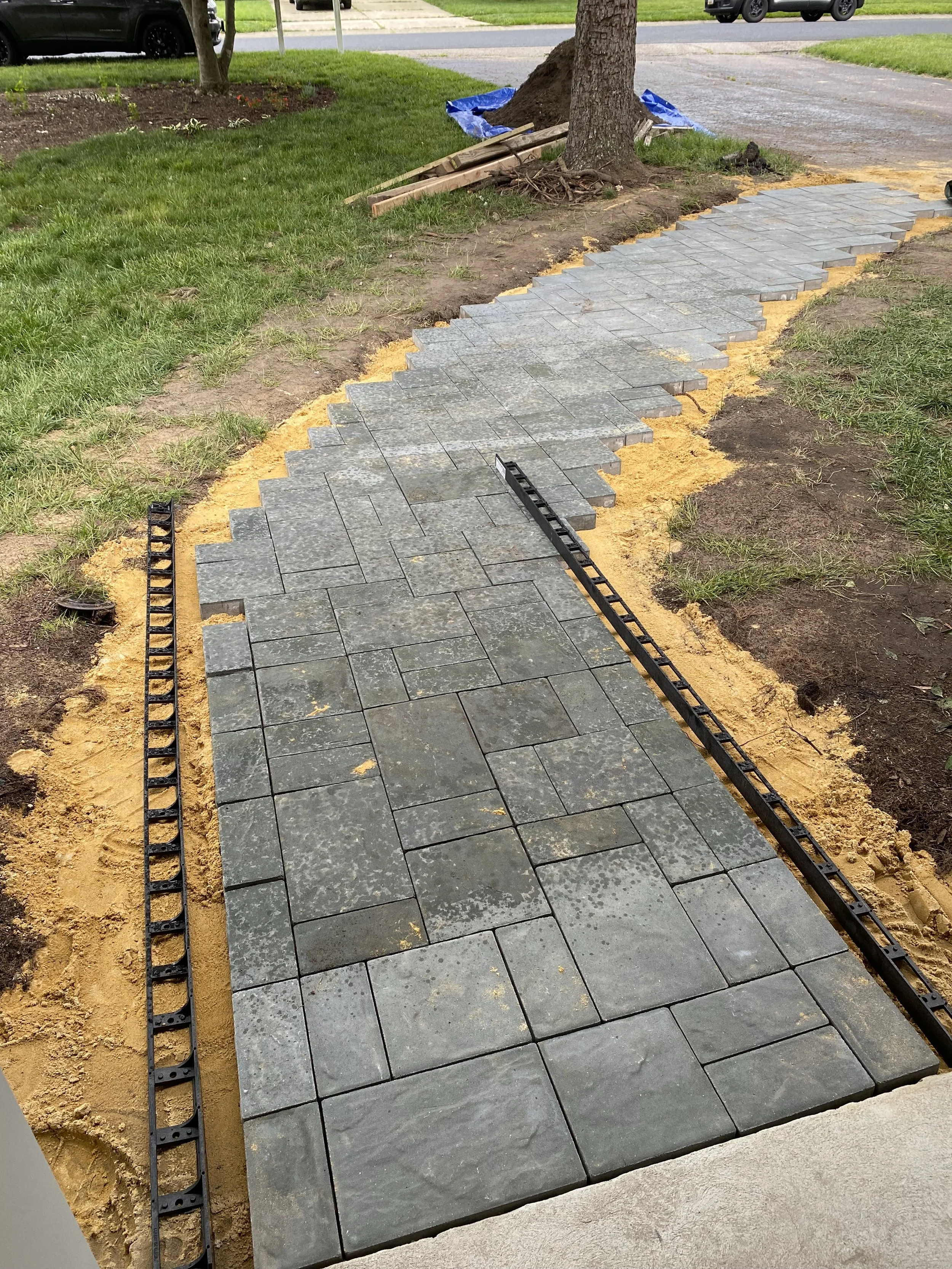 Paver walkway.jpg