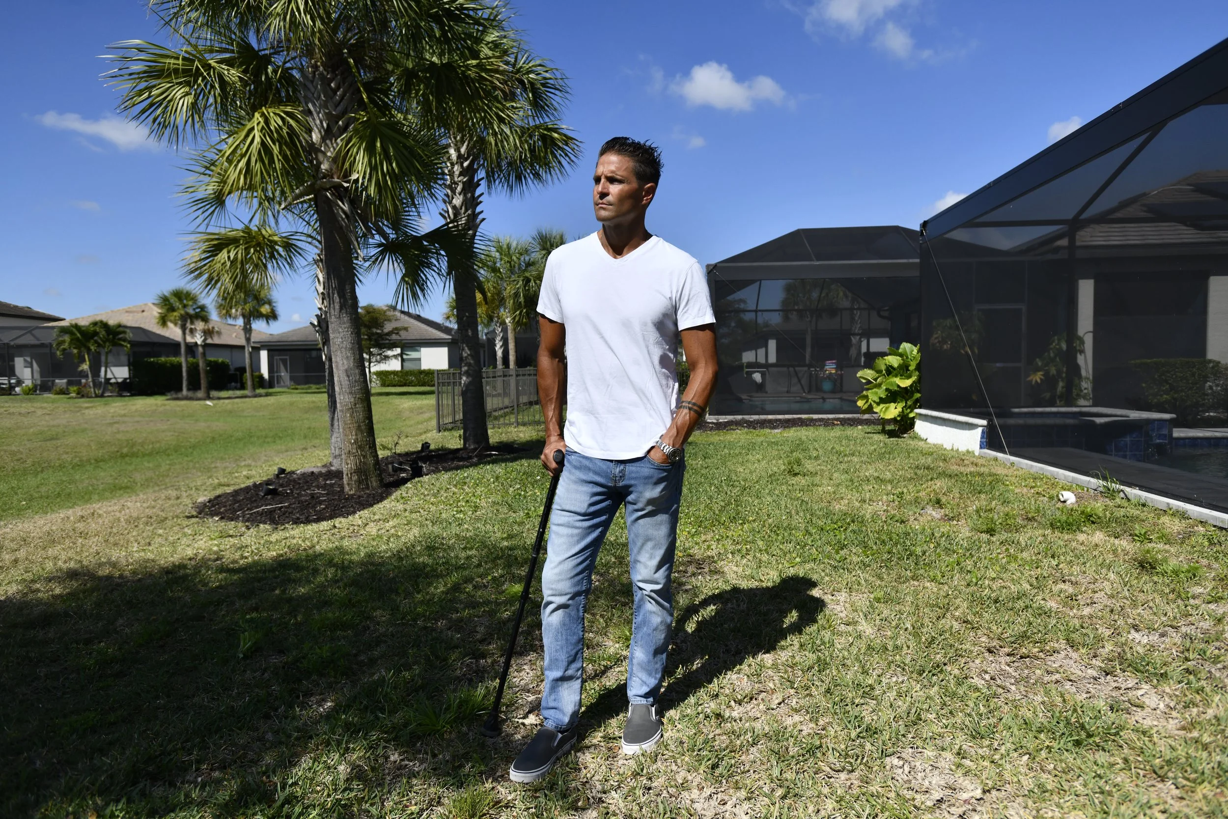 At one Christmas dinner, Mark Mongiardo struggled to even pick up his fork. “There was no alcohol being served, and suddenly Mark’s drunk,” he said. Octavio Jones for The New York Times
