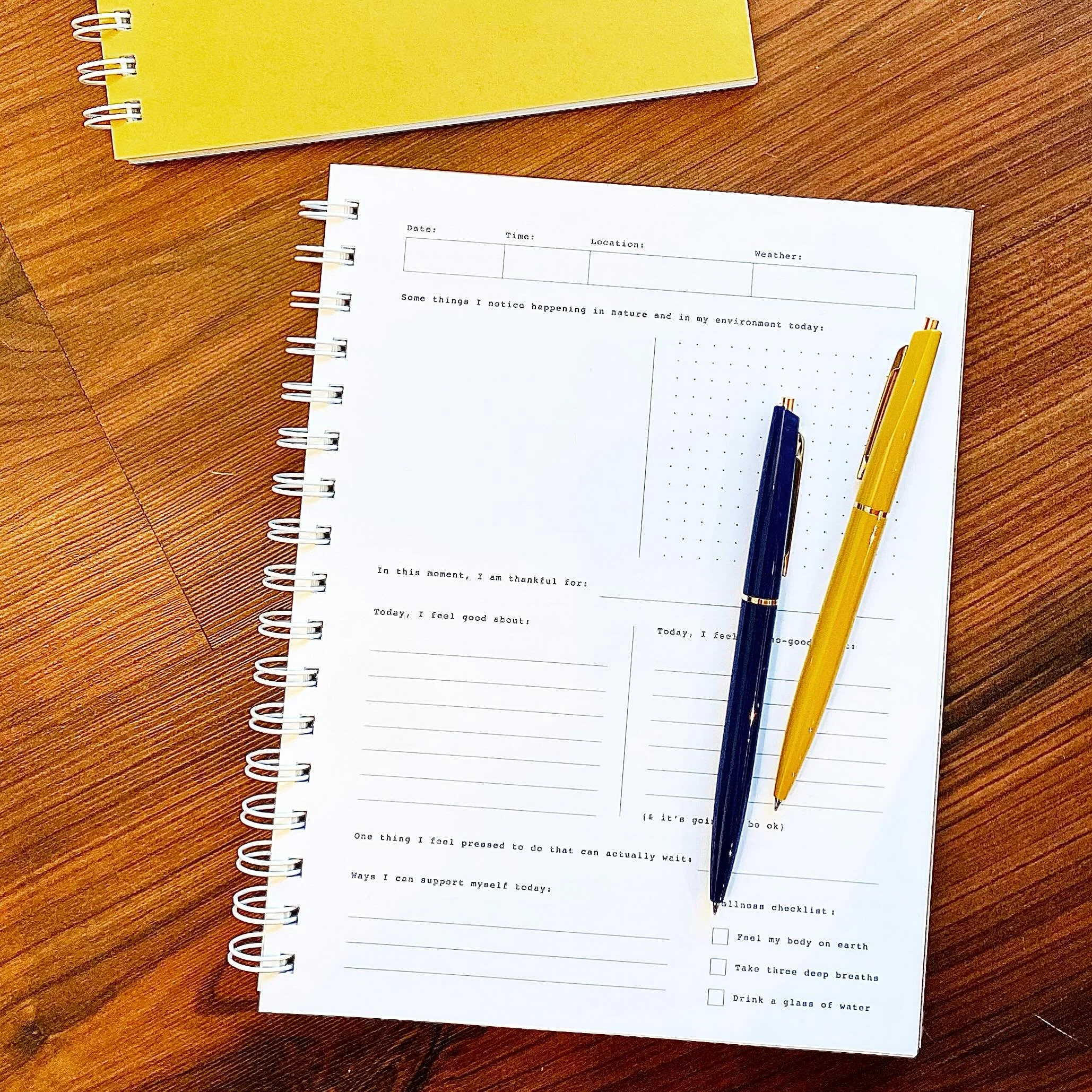 Slow down your weekend - new guided journals by our friends at @worthwhilepaper. 💛