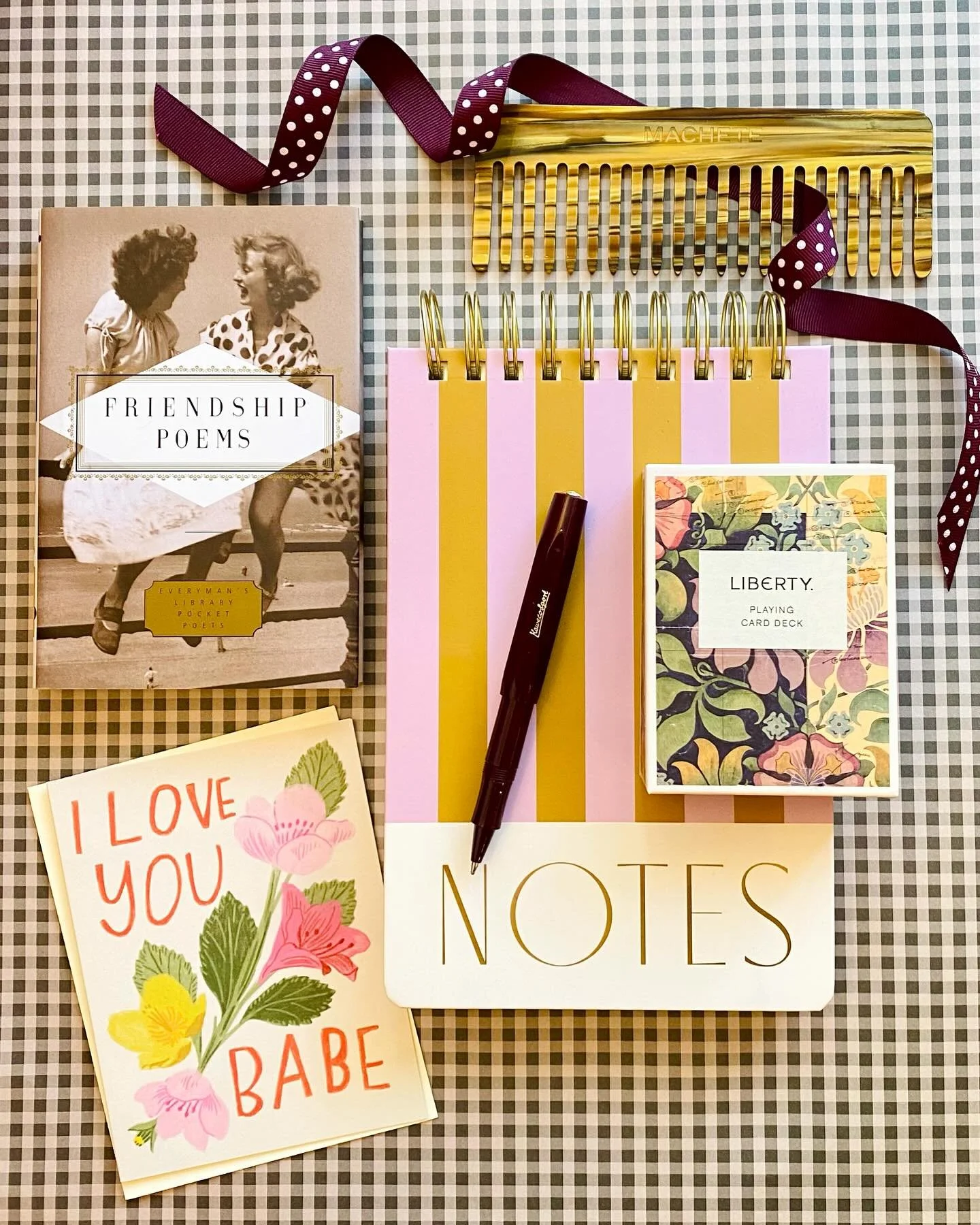 October birthdays!🌹