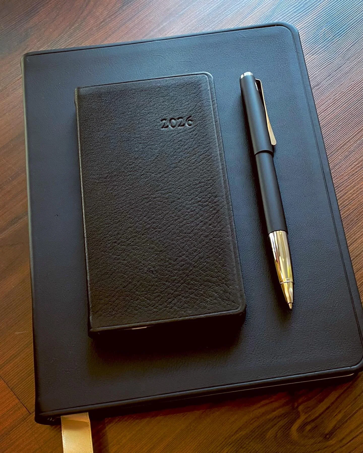 New in the shop! Gorgeous @graphicimageny leather journals, 2026 desk diaries, pocket planners, and luggage tags. A personal favorite for years - we&rsquo;re excited to introduce you. Come visit. 🖊️