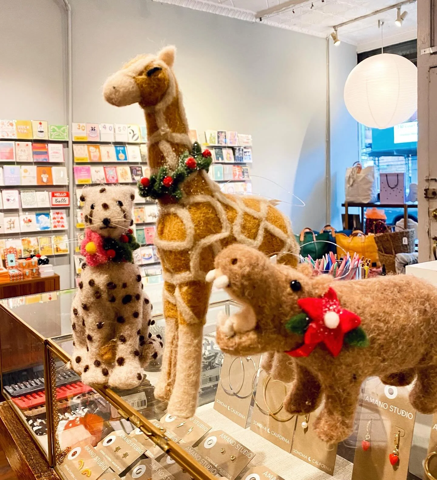 Incoming. 🎄🎄🎄