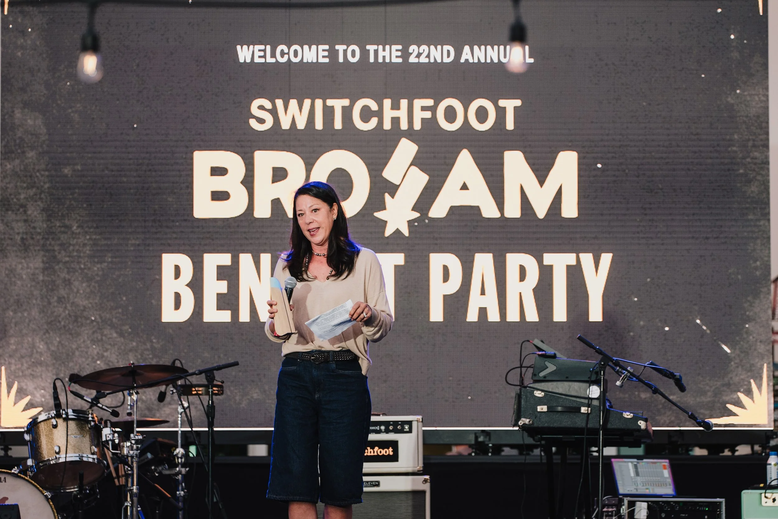 Thevi_BenefitParty_053 zoom.JPG