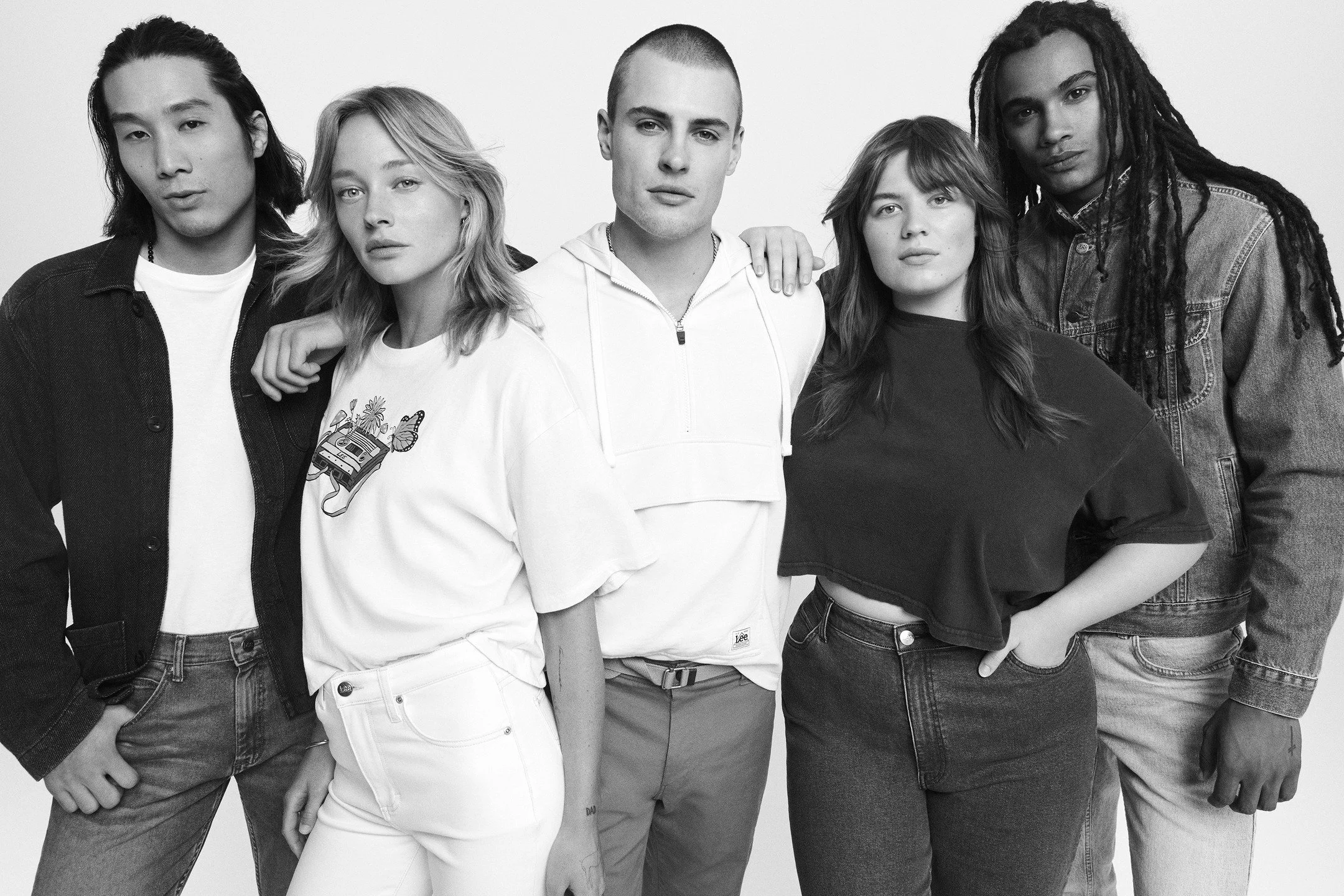 Retouching for @leejeans 

Photography: @marcregasphoto 
Production: @danellemanthey 
Retouching: @jlc_studios_nyc @jennifer.czyborra