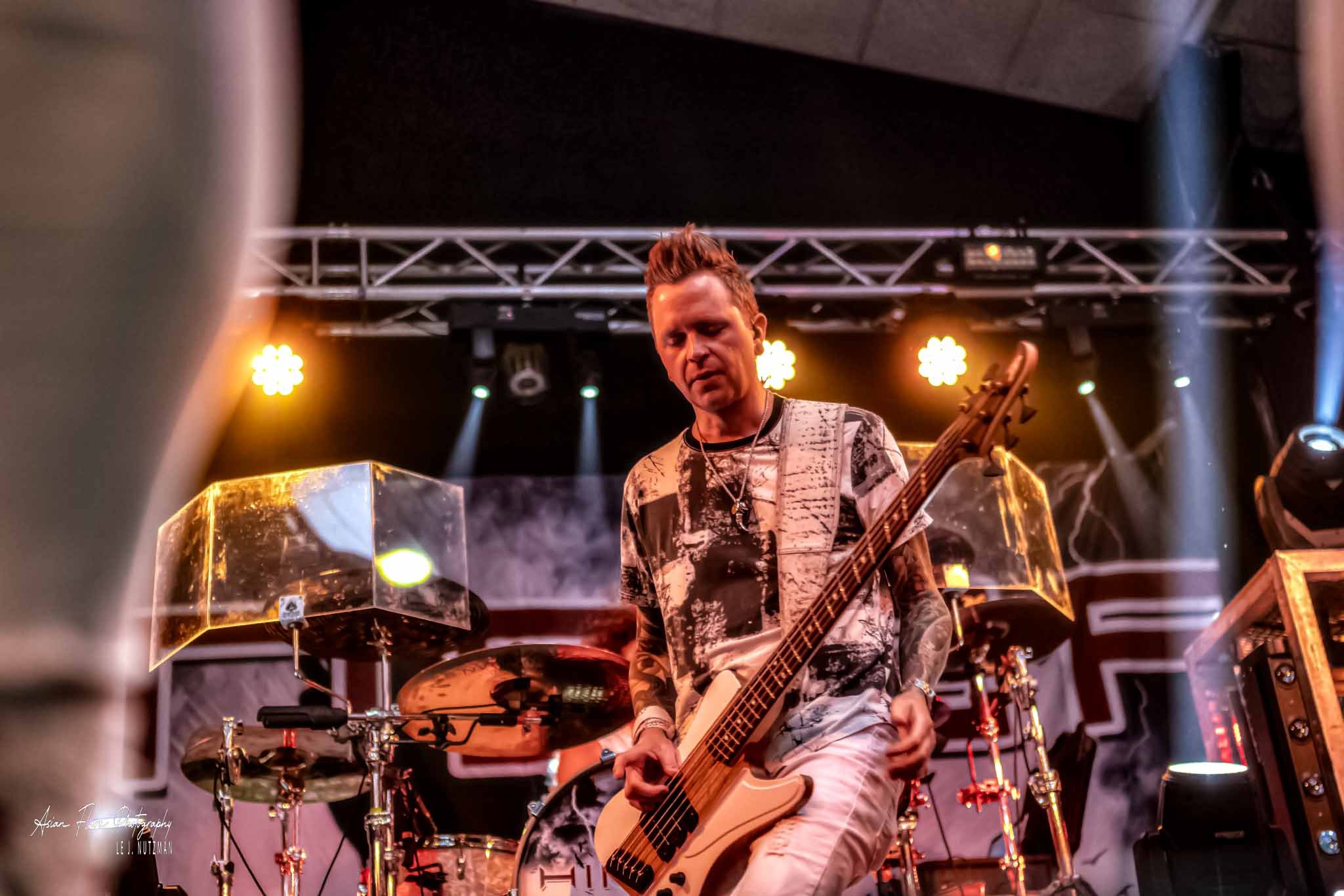 Hinder2-2 (8).jpg
