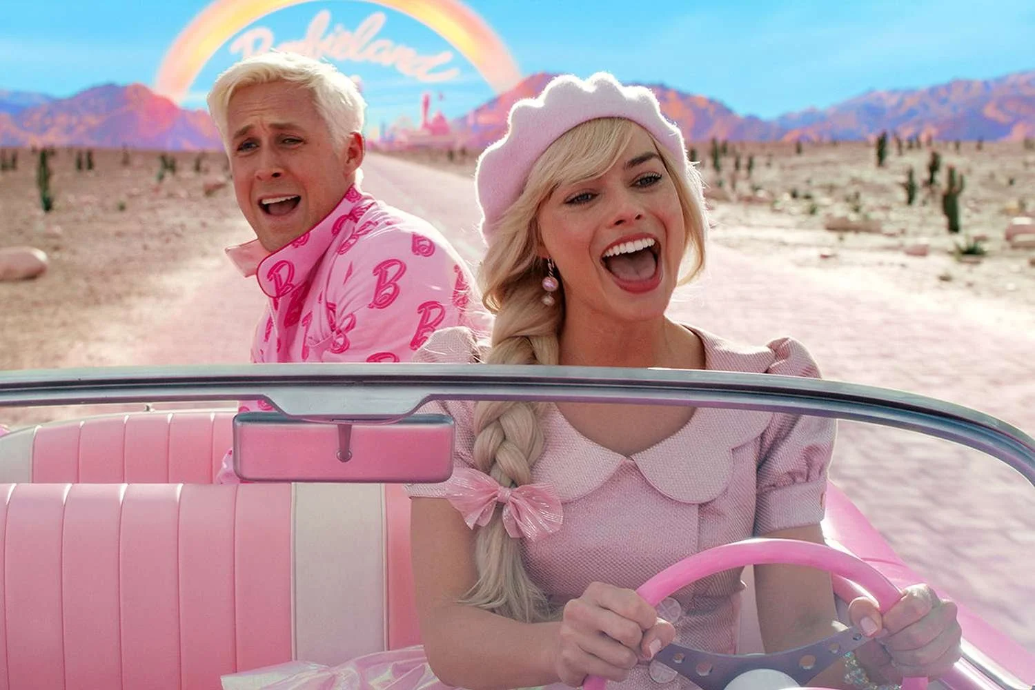 barbie-movie-still-071123-2cf8cca8eb1e4f839232db47c6dc839a[1].jpg