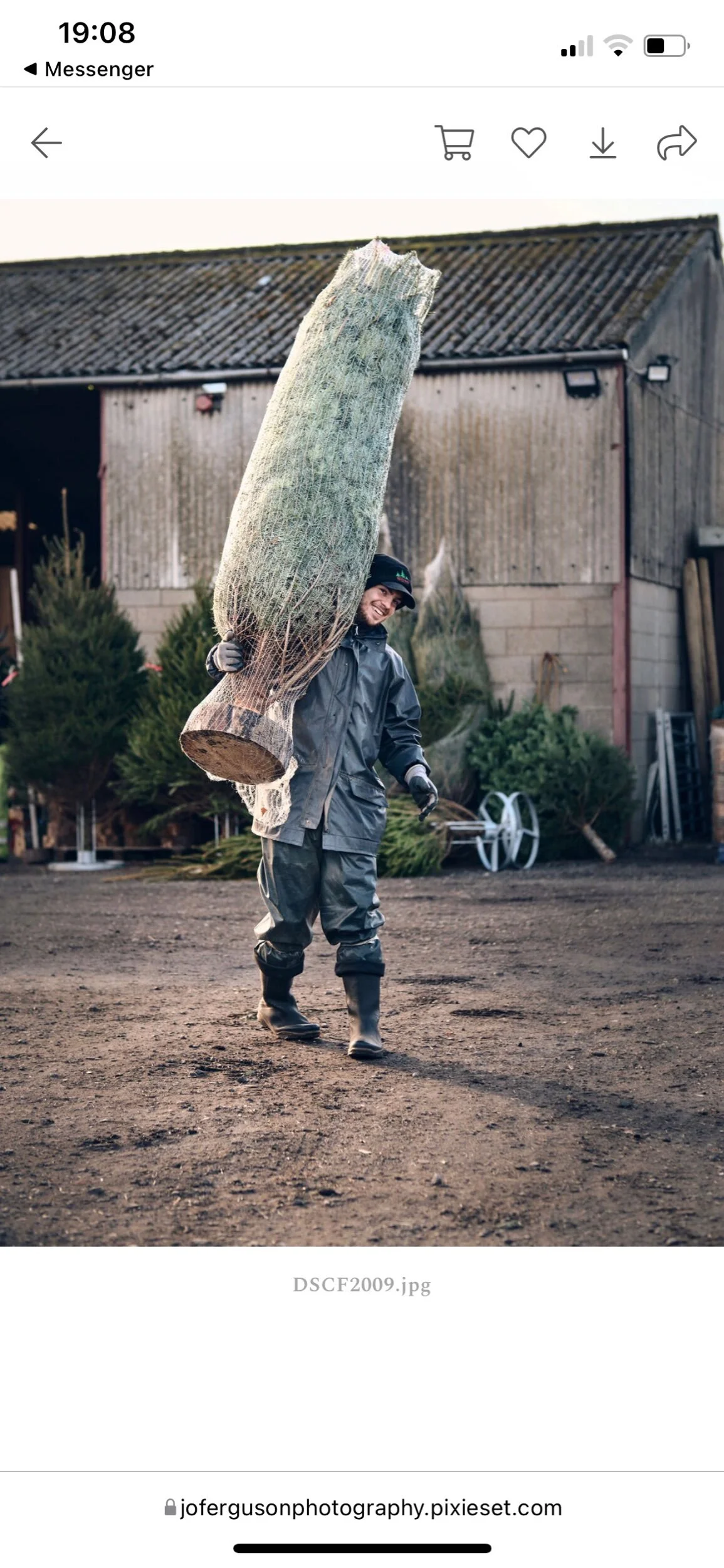 6952FA9F-A223-4DCF-8D3B-EDF2EEFA0EA7