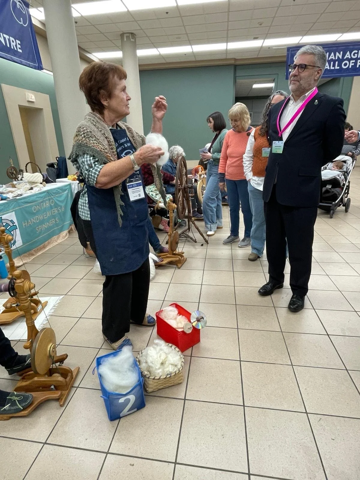 À l'heure du déjeuner : discussion avec des tisserands et des fileurs de l'Ontario