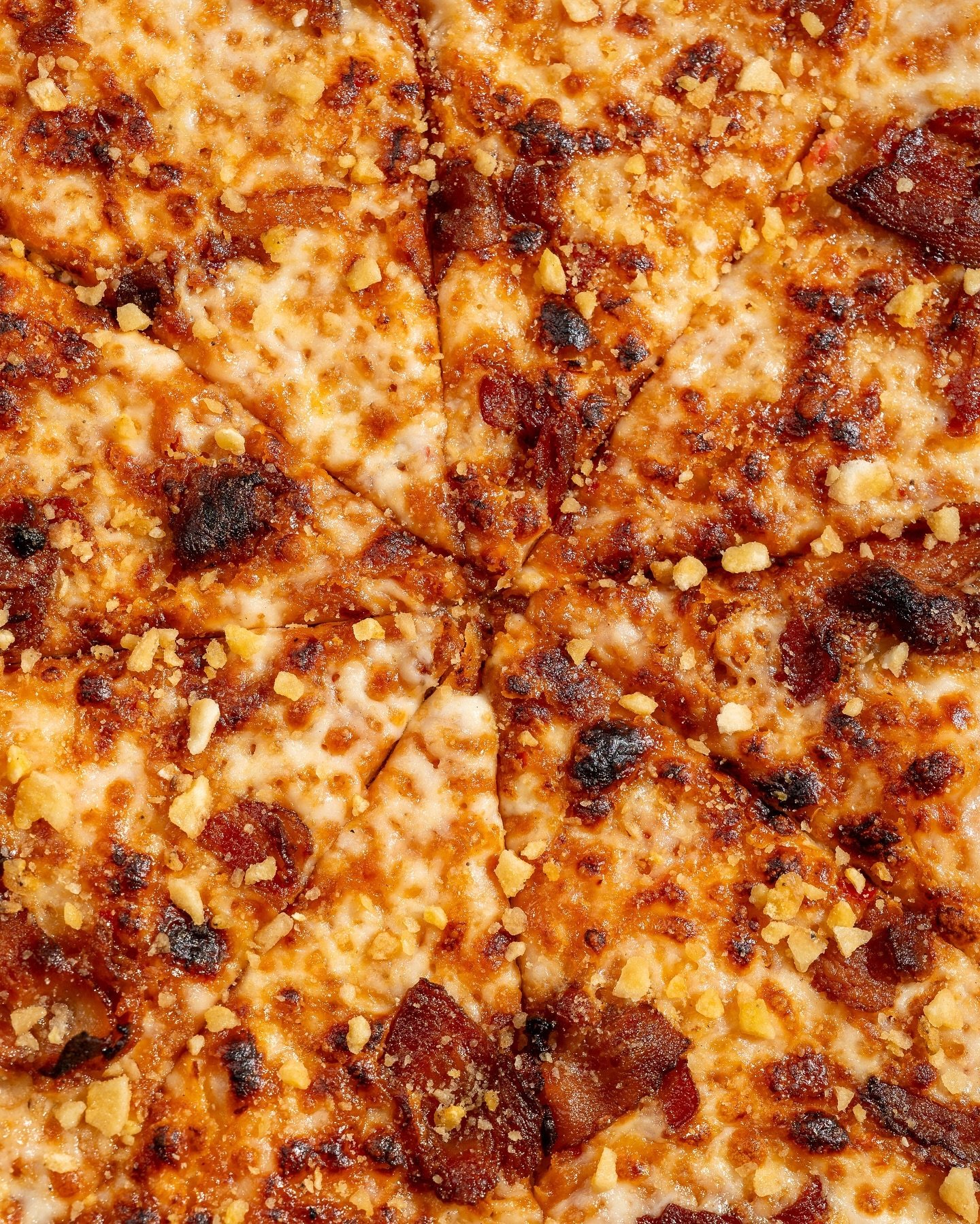 There&rsquo;s only two weeks left to try May&rsquo;s PIE OF THE MONTH: The Graceland 🍌🥓🥜

A Sweet and Spicy Peanut Butter base, Bacon and Crushed Banana Chips

Stop in this week to give this delicious pizza a try!

Stop by any of our three Tallaha