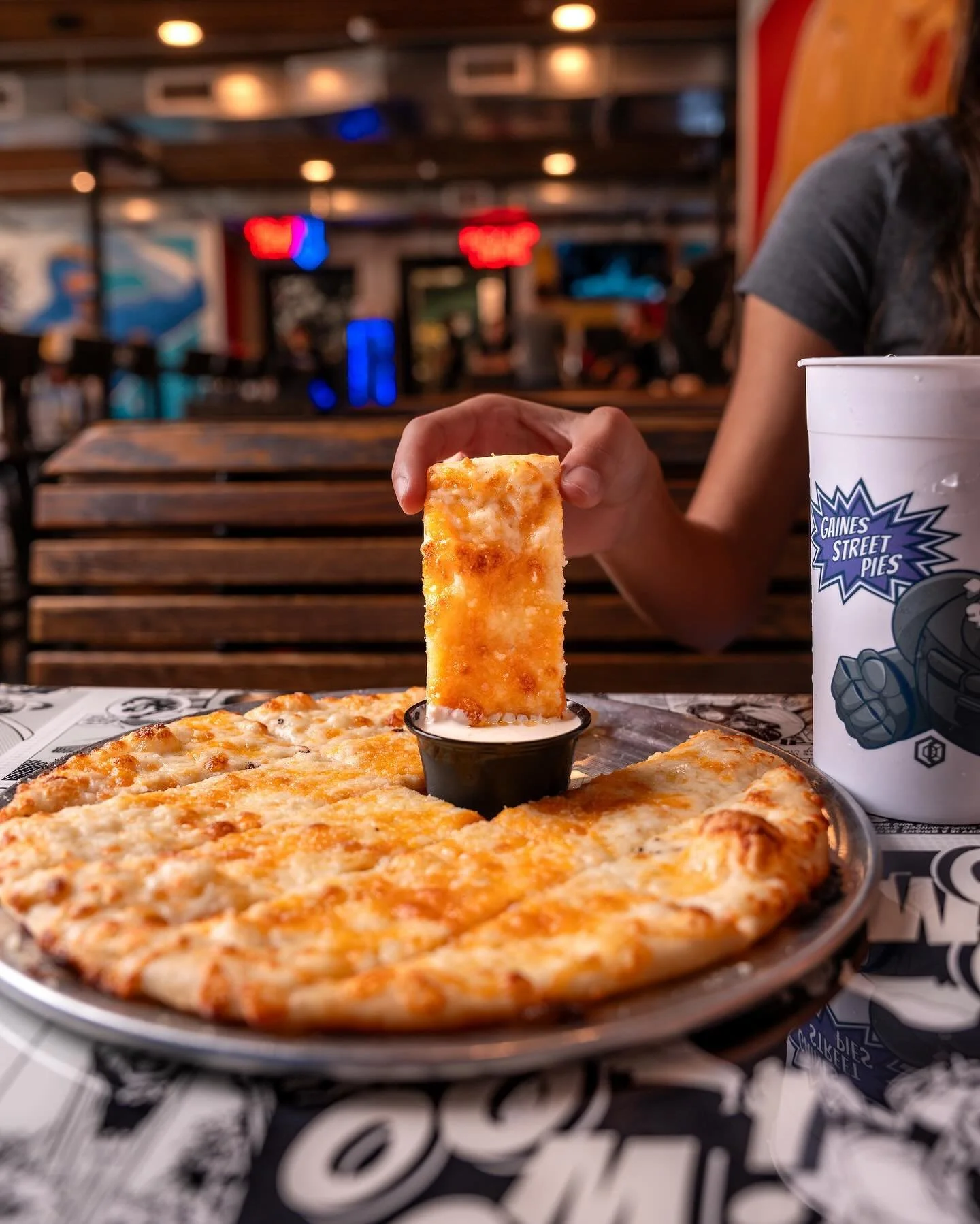 Cheesy bread + house-made ranch = perfection