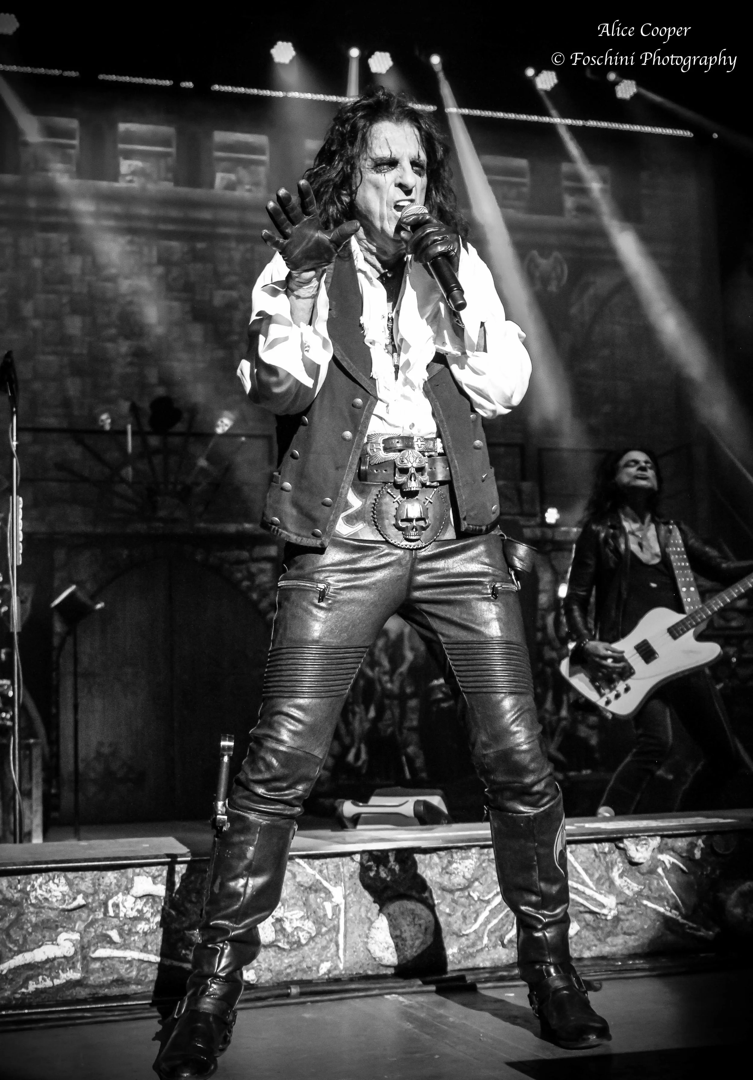 Alice_Cooper_W_2019_8_15_16.jpg