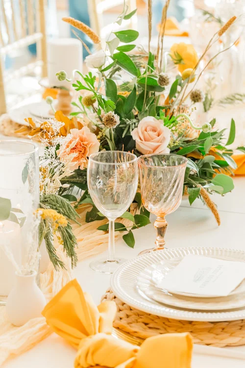 Wedding front table | Honestweddingadvice.com