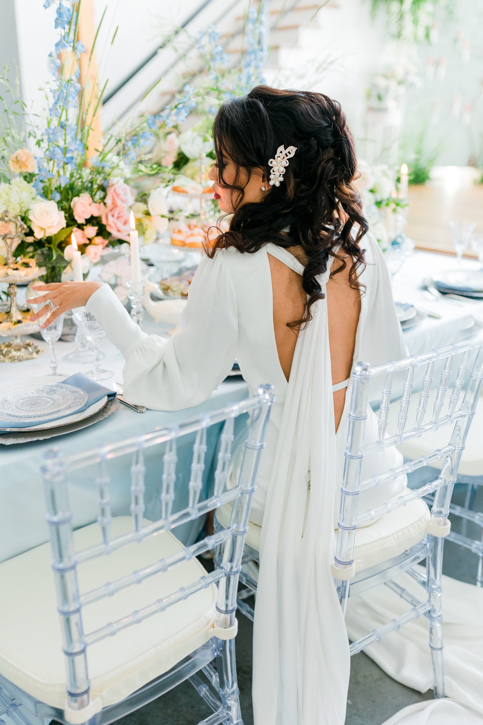 Old Hollywood wedding dress head table emerson fields (12).jpg